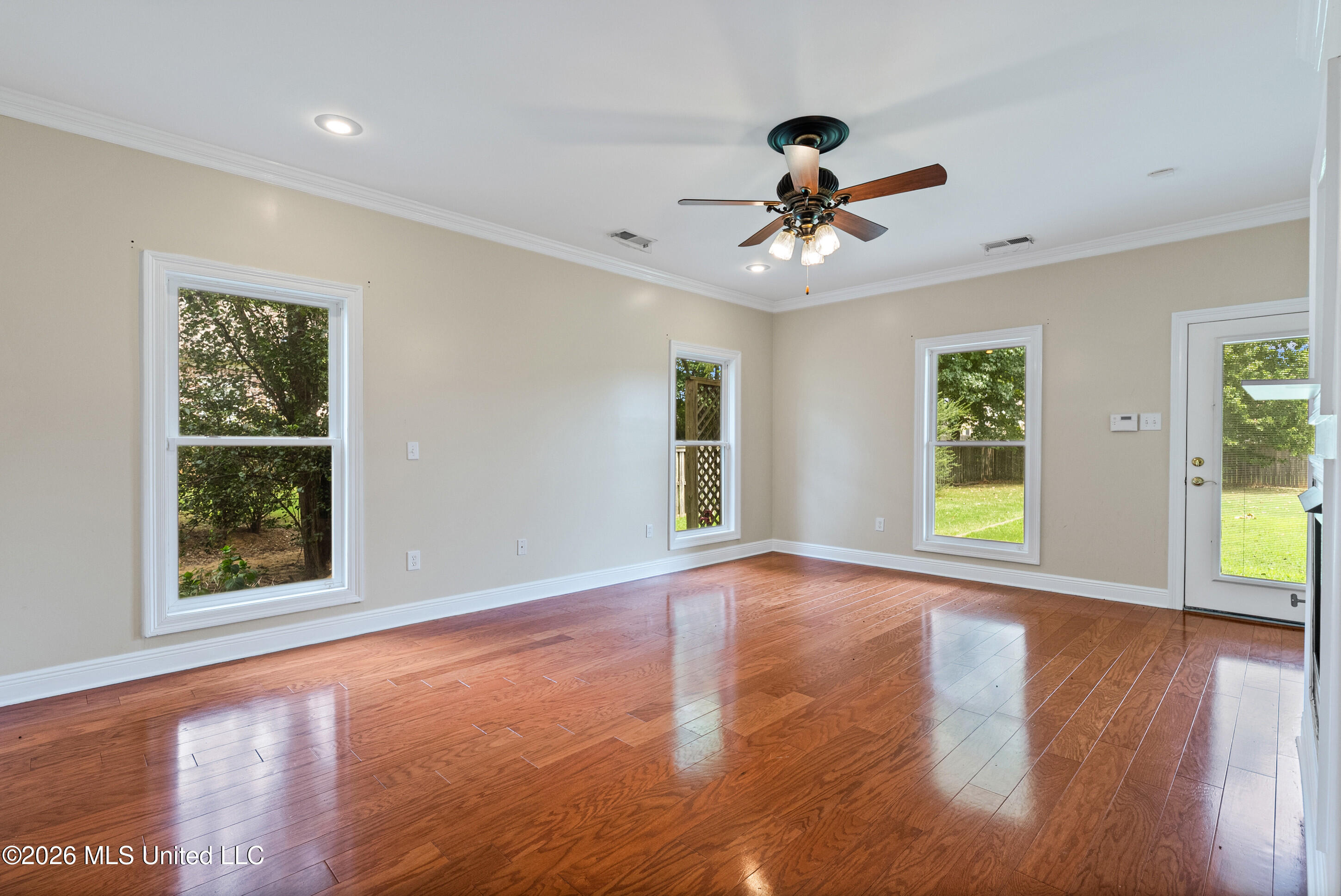 5294 Meadow Pointe Drive