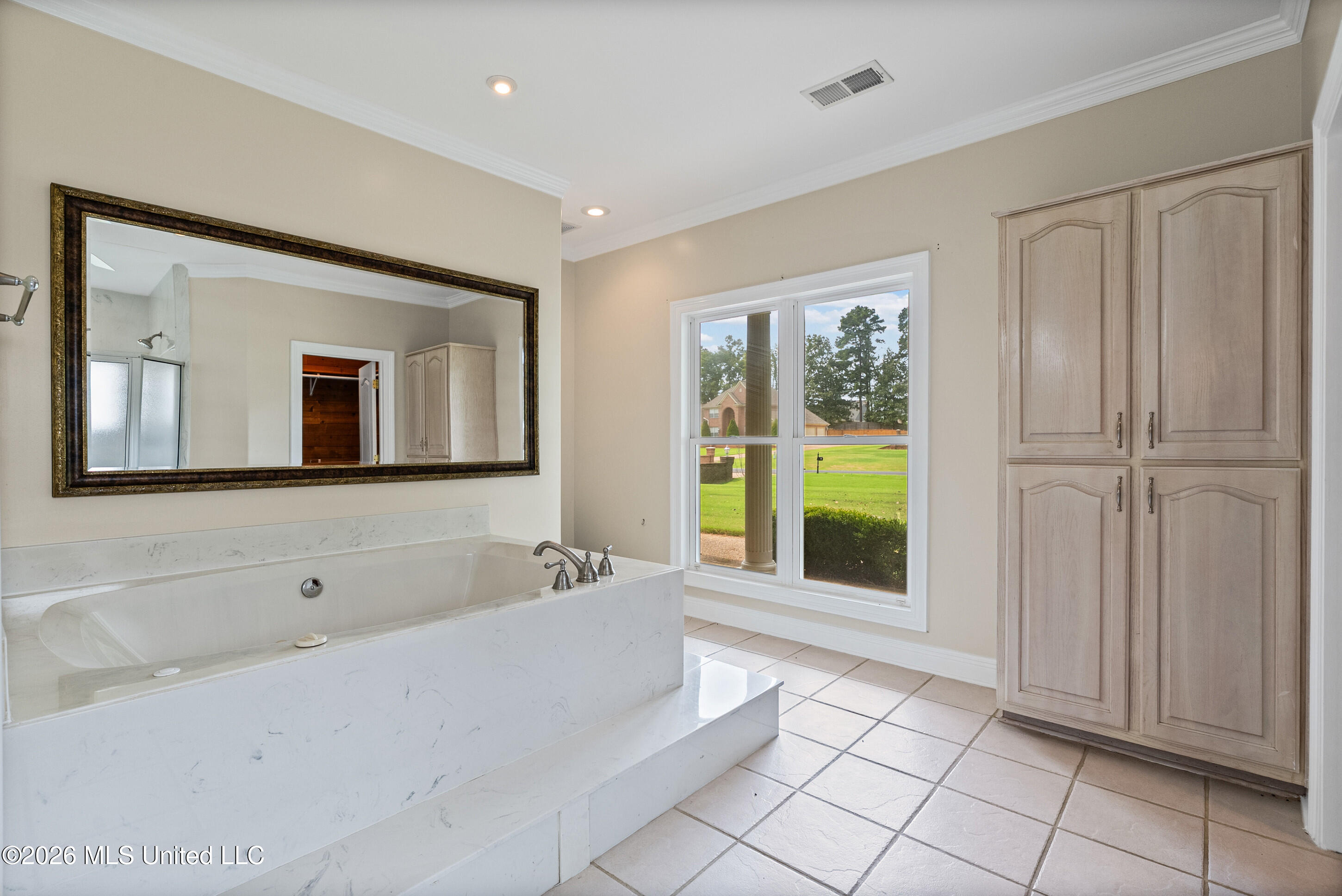 5294 Meadow Pointe Drive