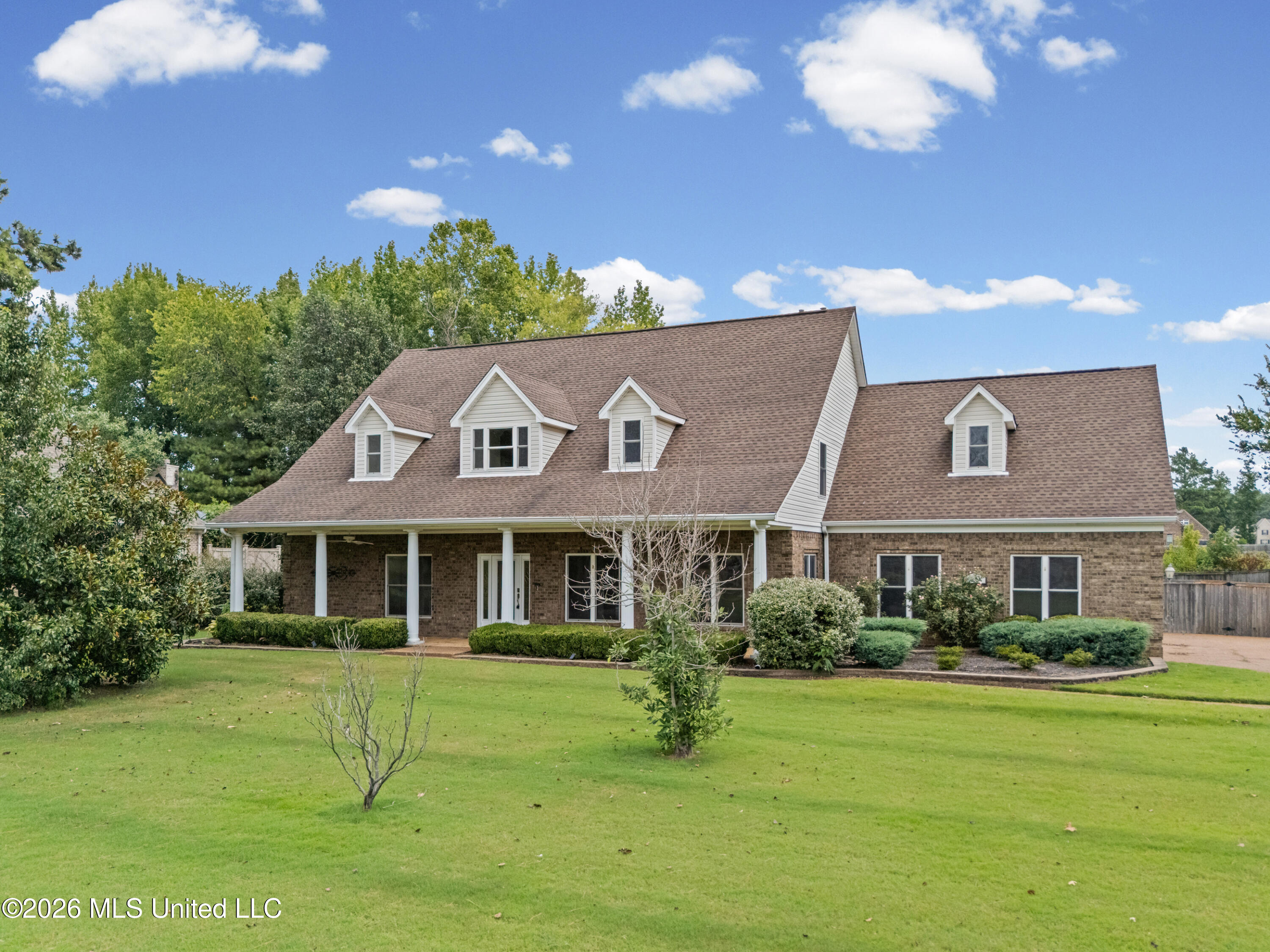 5294 Meadow Pointe Drive