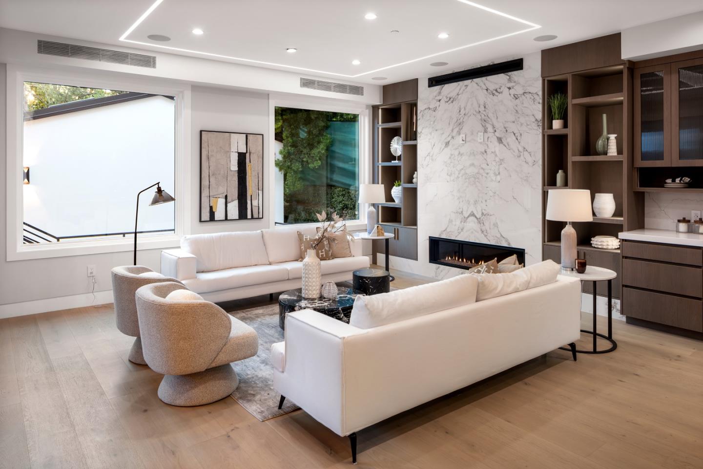 1080 Creek Drive