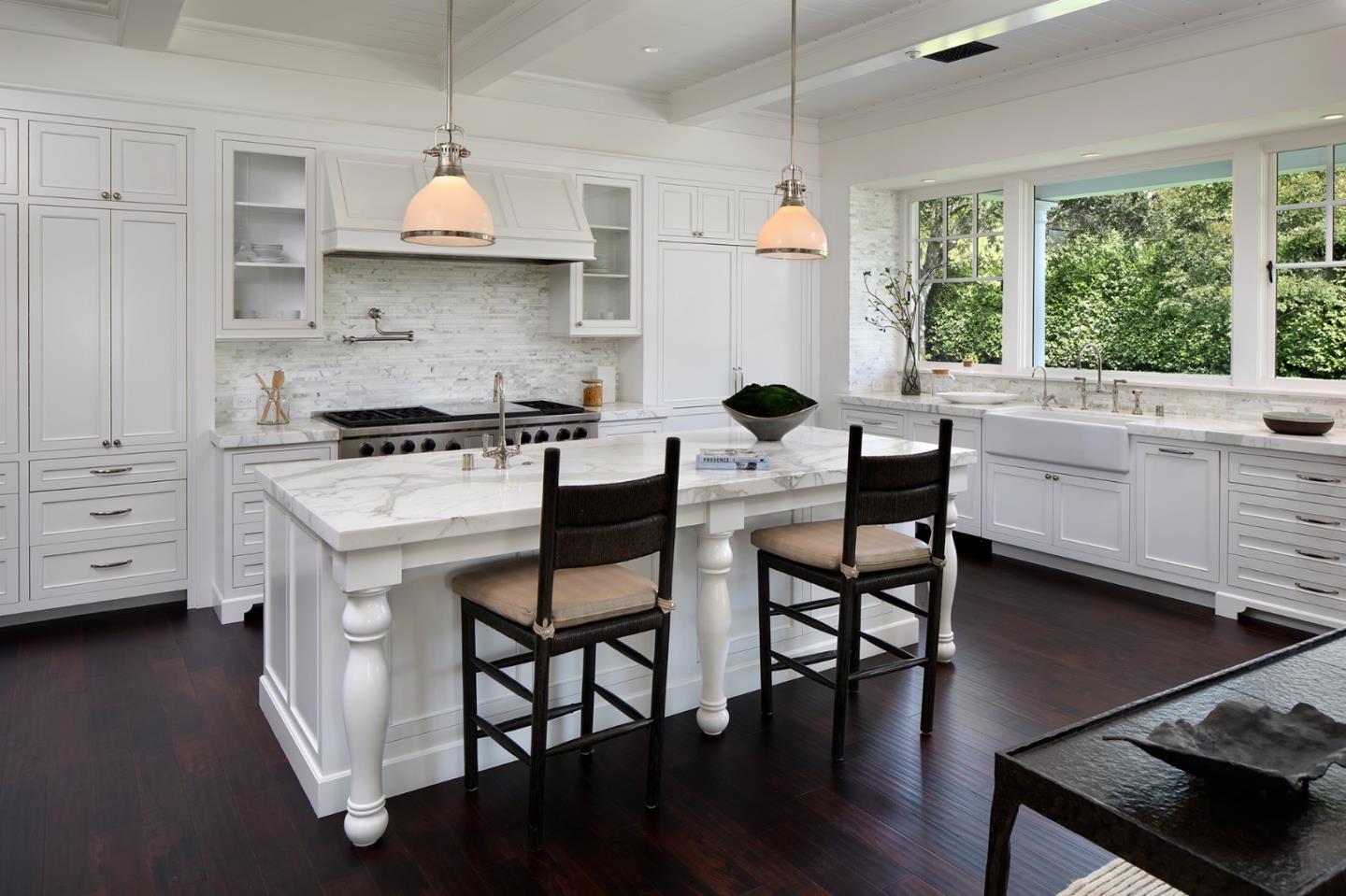 198 Catalpa DR