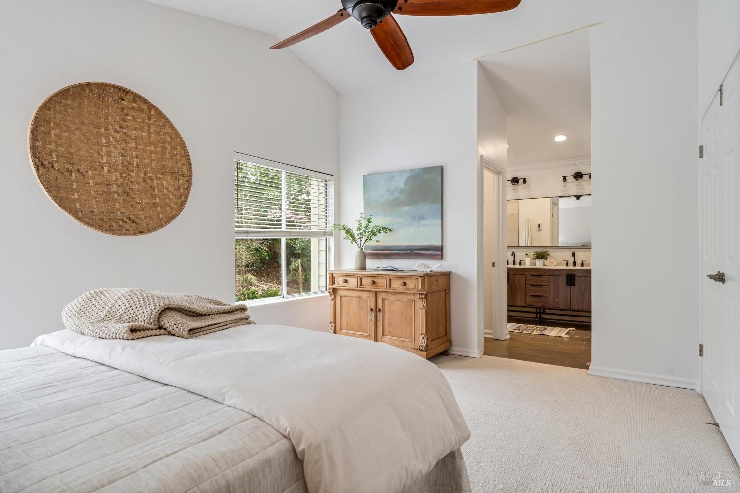 16591 Meadow Oaks Dr