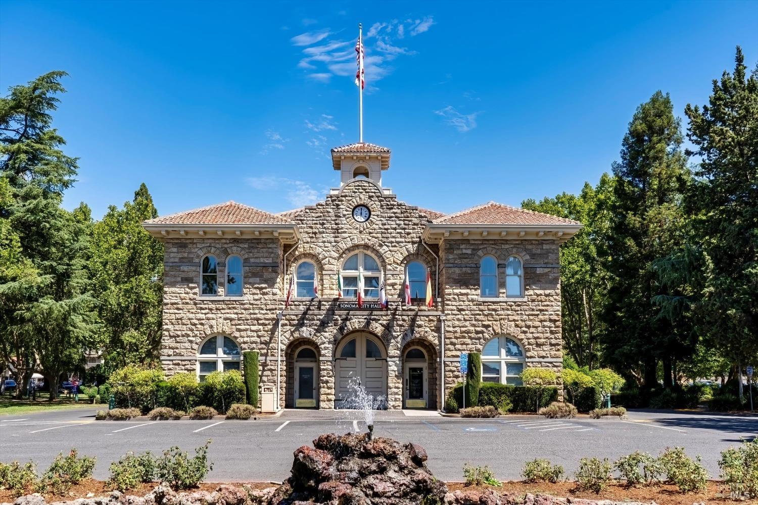 16591 Meadow Oaks Dr