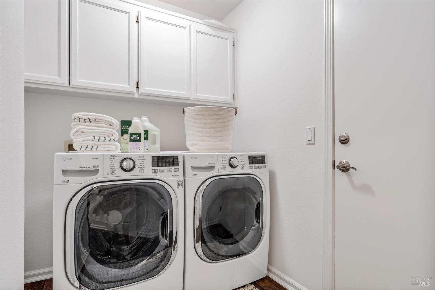 16591 Meadow Oaks Dr