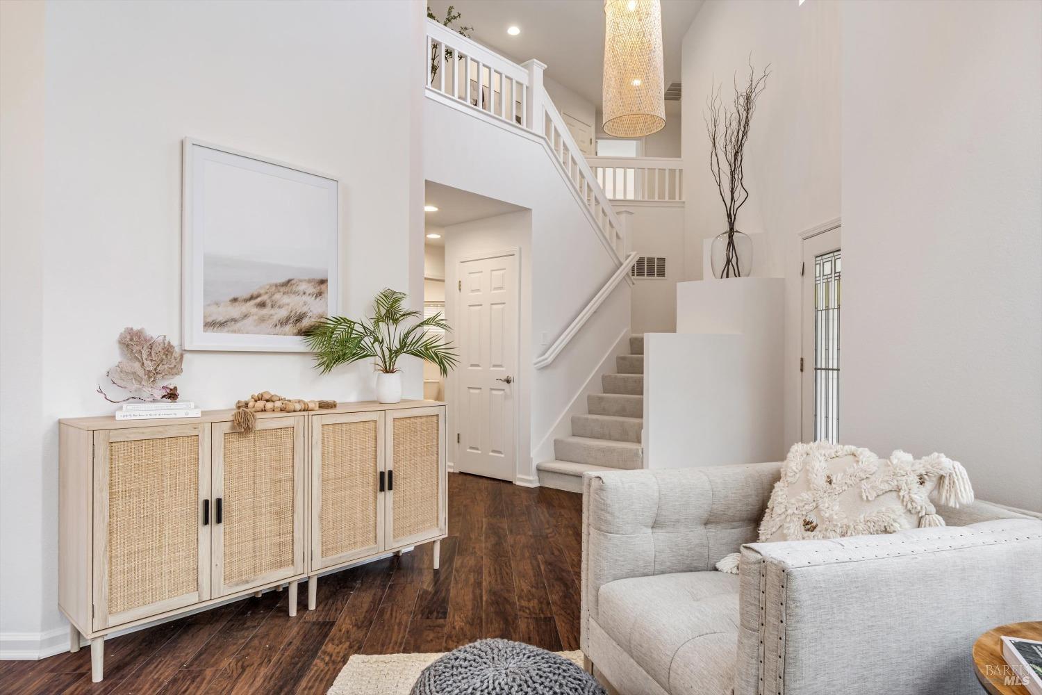 16591 Meadow Oaks Dr