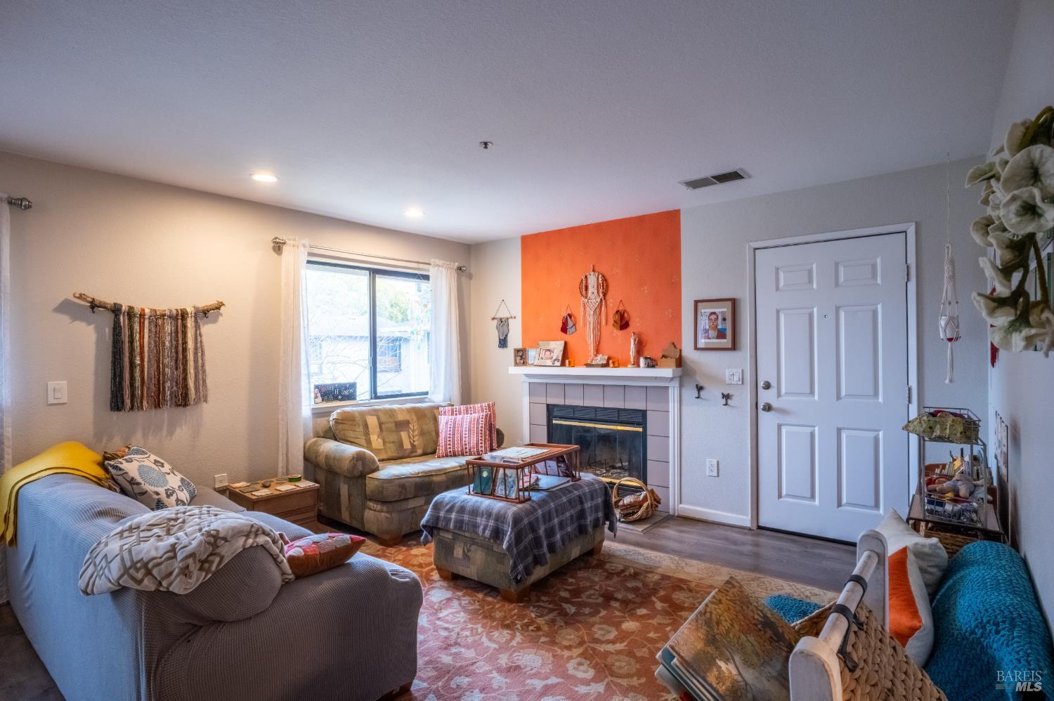 805 1st Street W Unit: #G