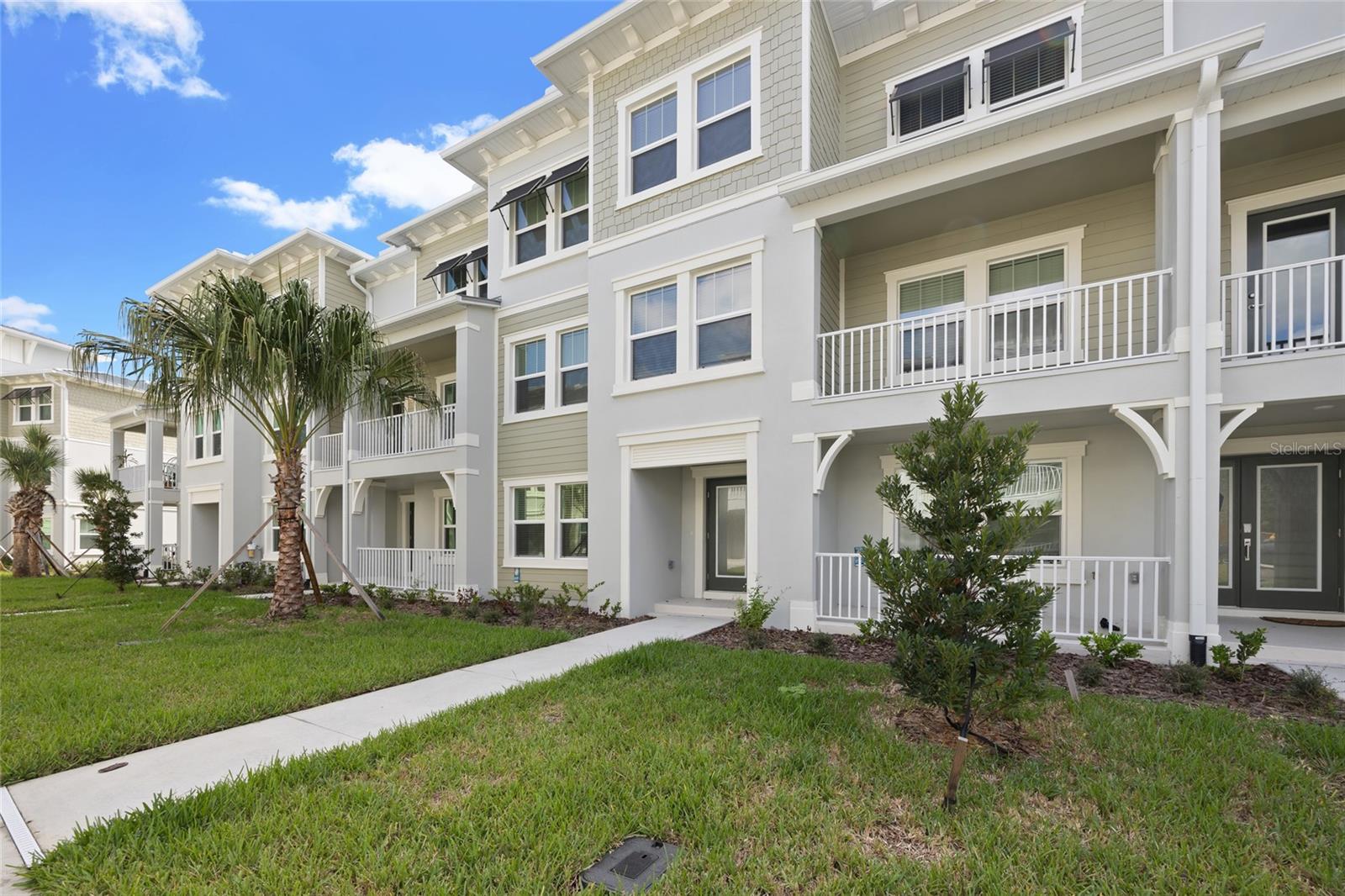 3463 SILENT GARDENS CV