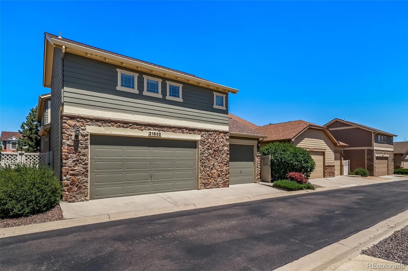 21832 E Tallkid Avenue