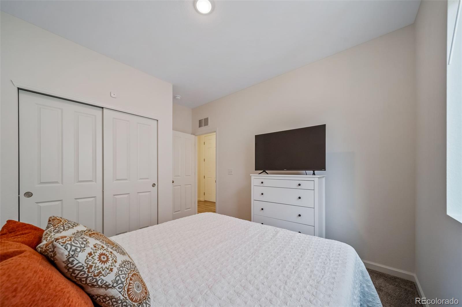 3400 Dryden Place