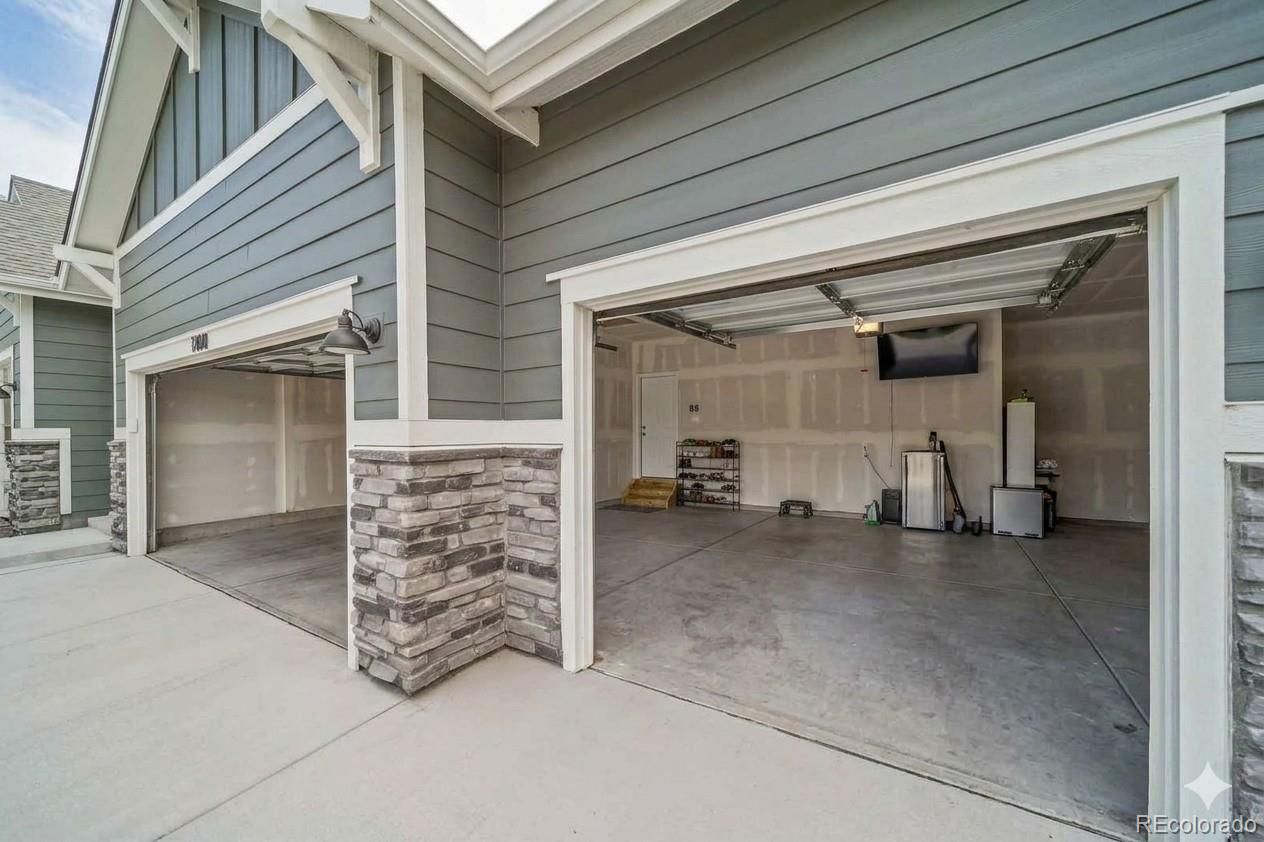 3400 Dryden Place