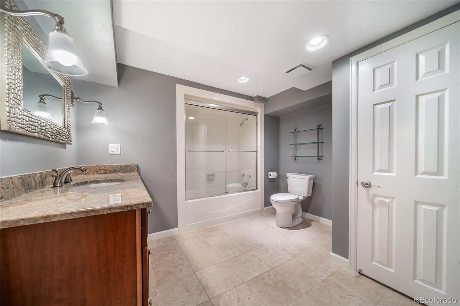 2800 S University Boulevard Unit: 154