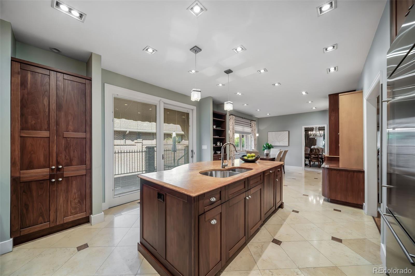 2800 S University Boulevard Unit: 154