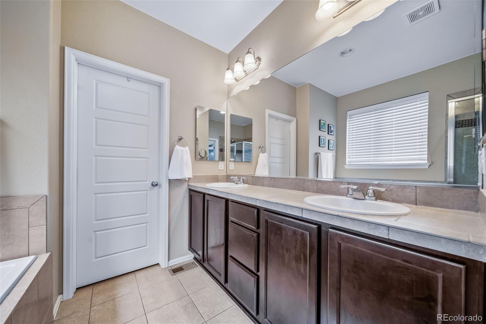 5439 Innisbrook Loop
