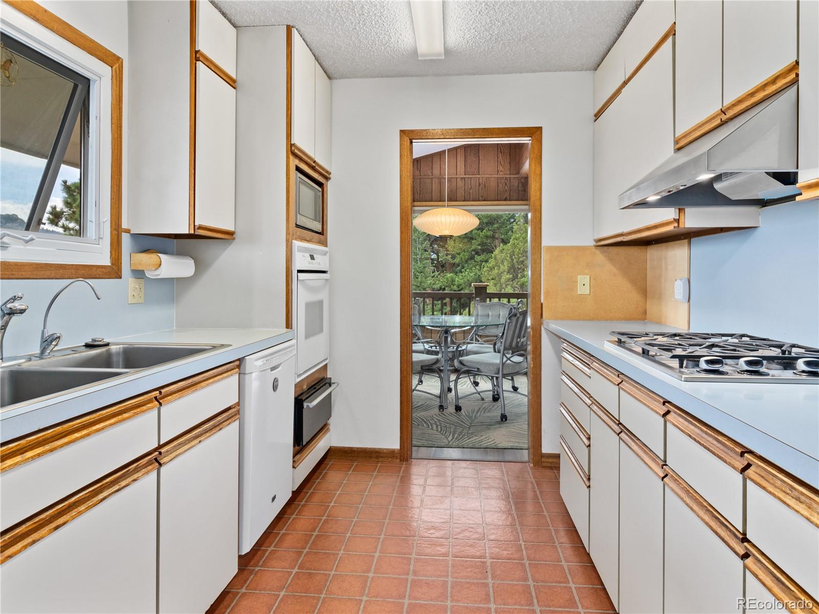 1141 Koral Court