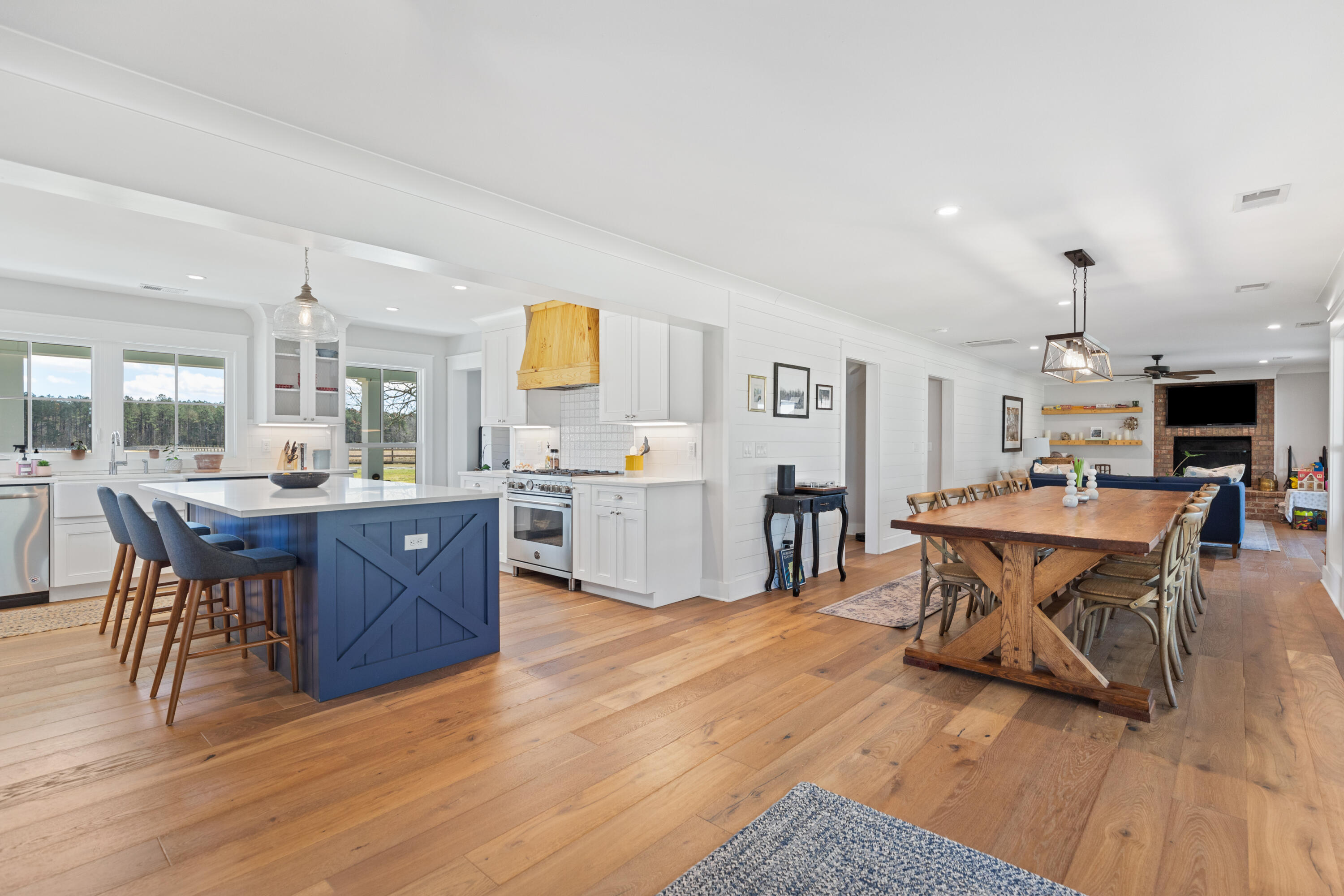 10970 Hwy 17, McClellanville