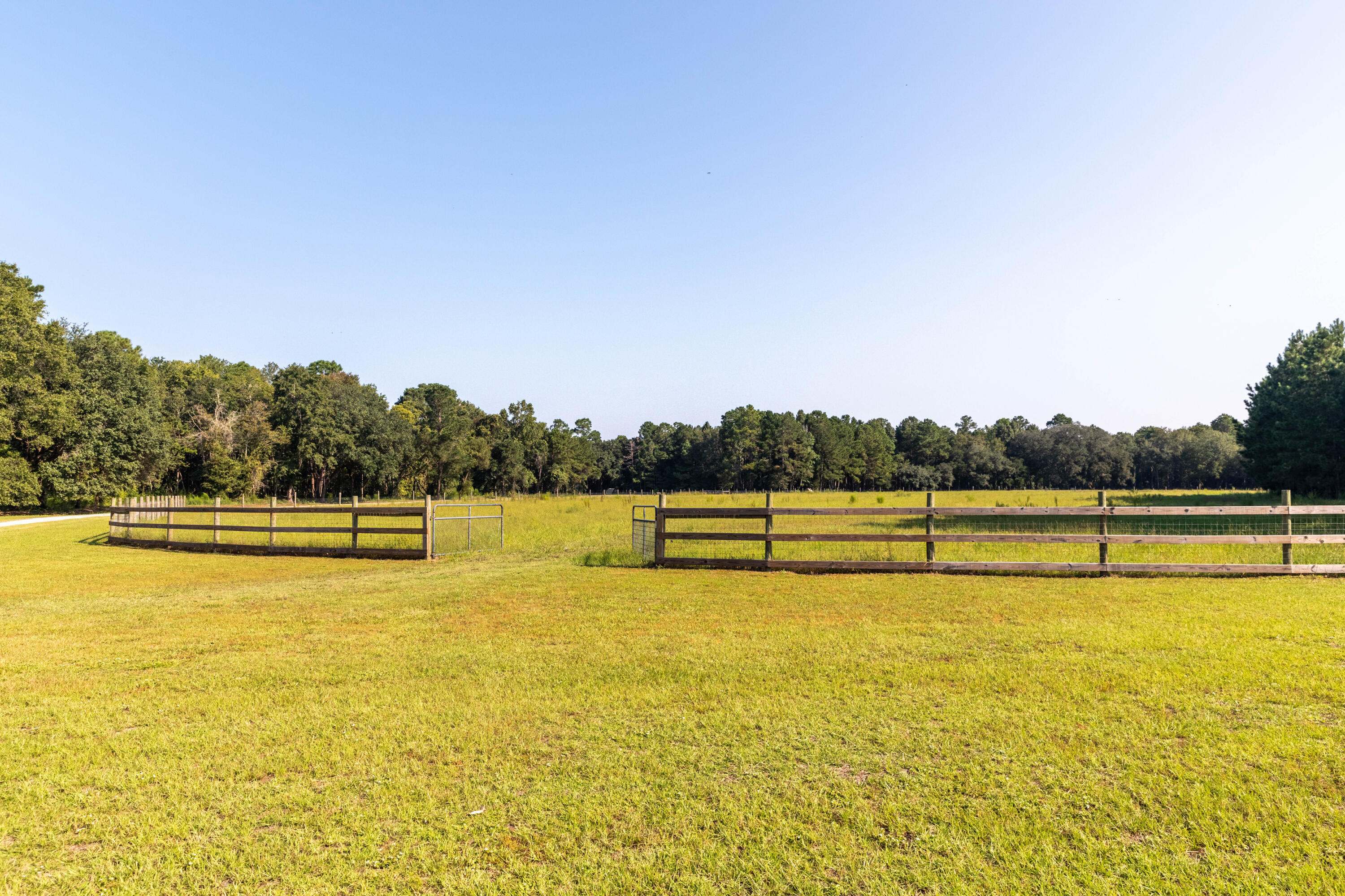 10970 Hwy 17, McClellanville