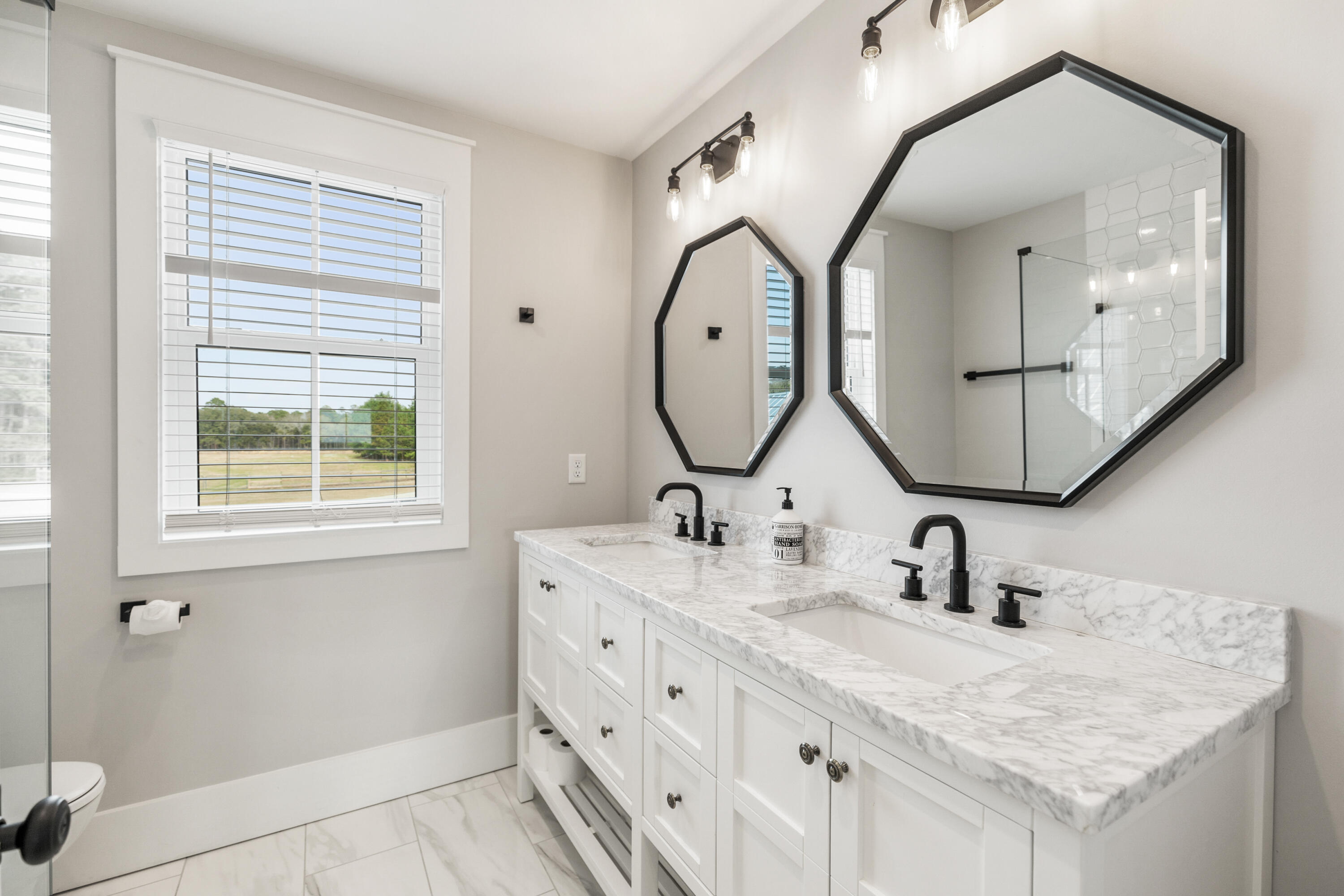 10970 Hwy 17, McClellanville