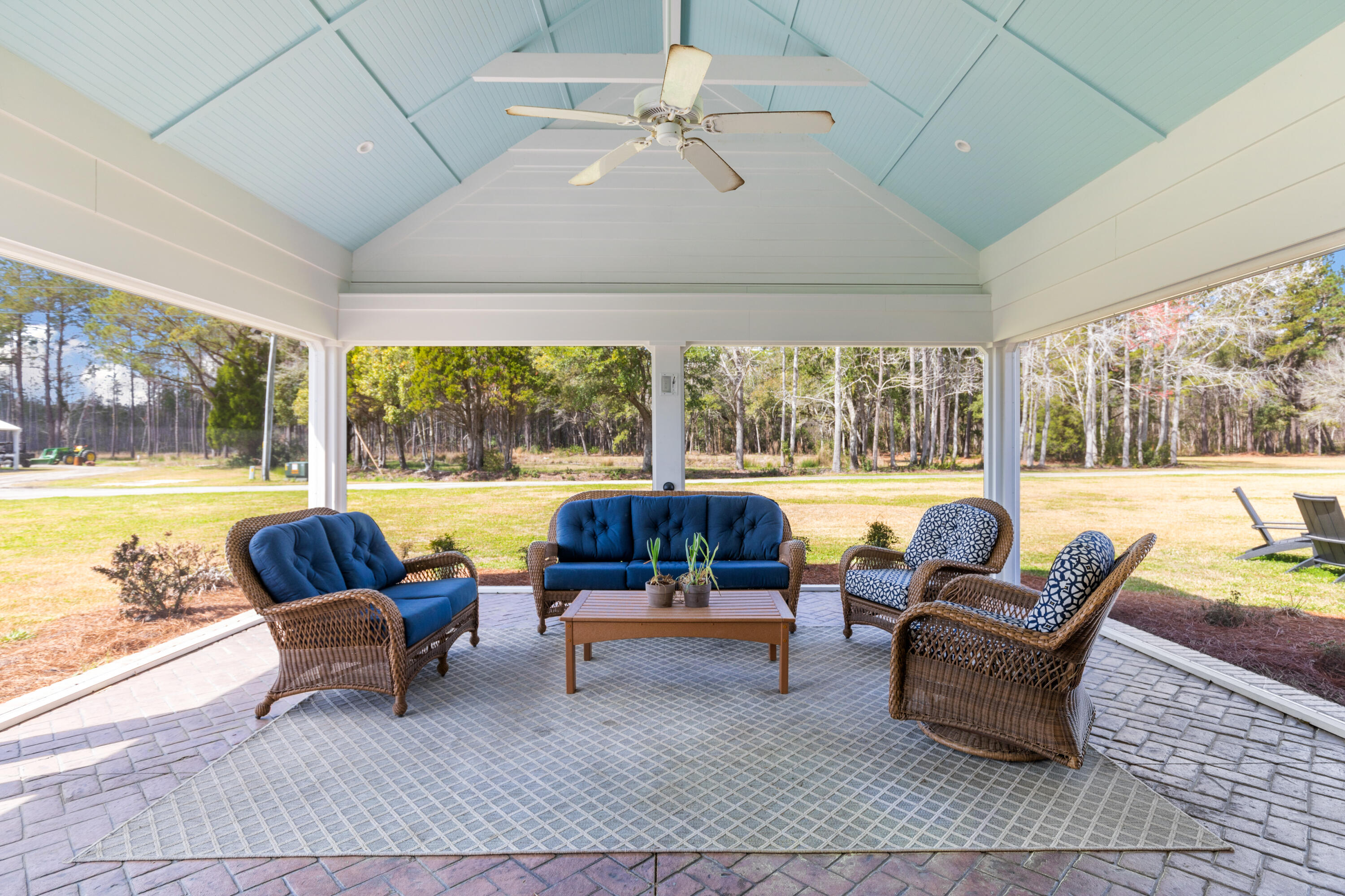 10970 Hwy 17, McClellanville