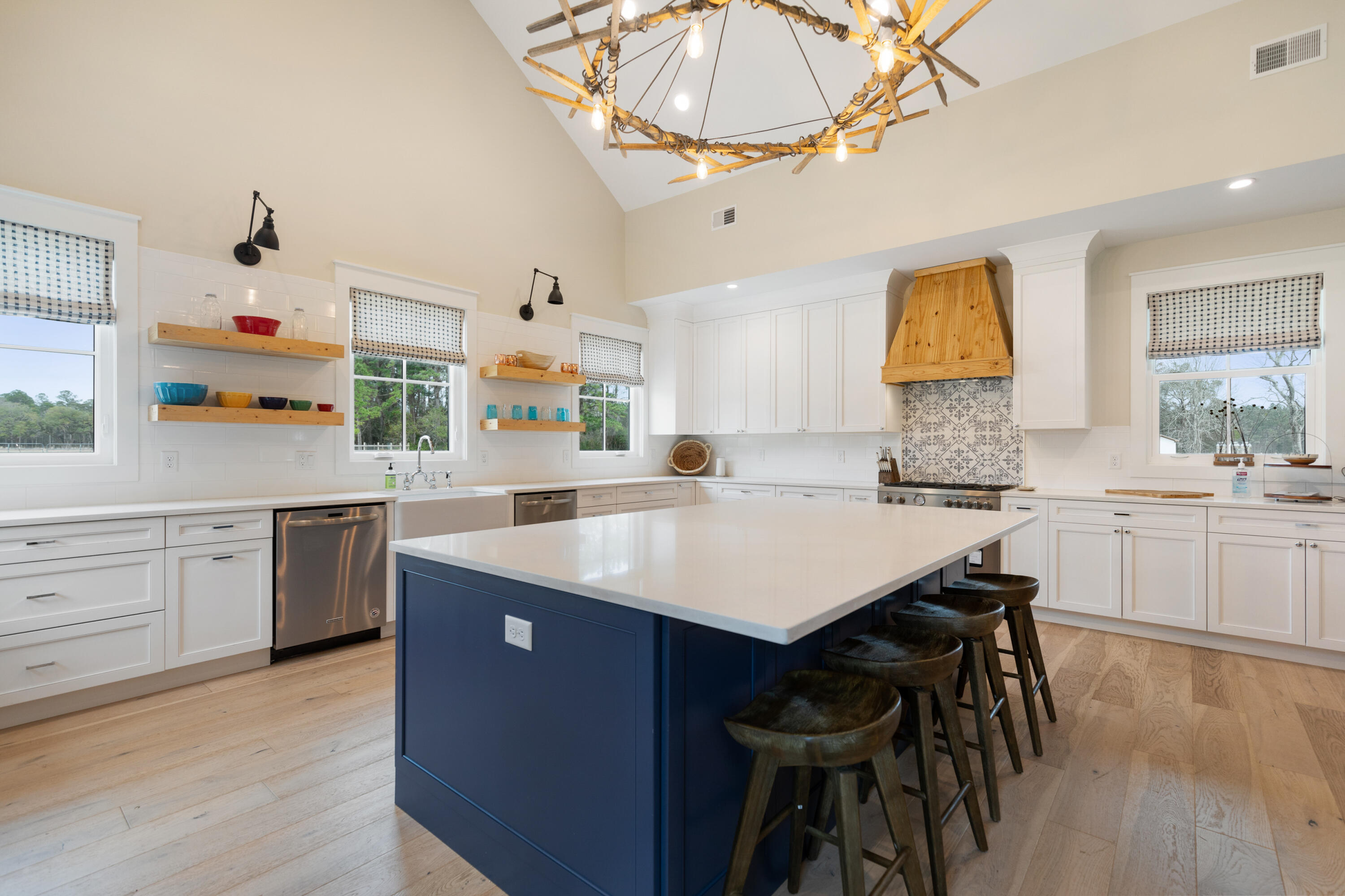 10970 Hwy 17, McClellanville