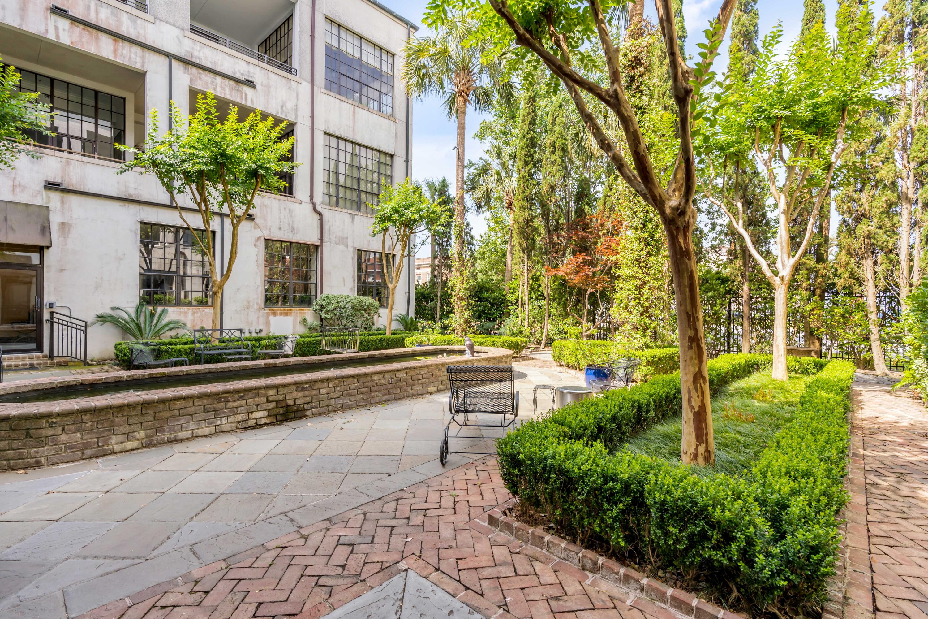 3 Chisolm Street # 207