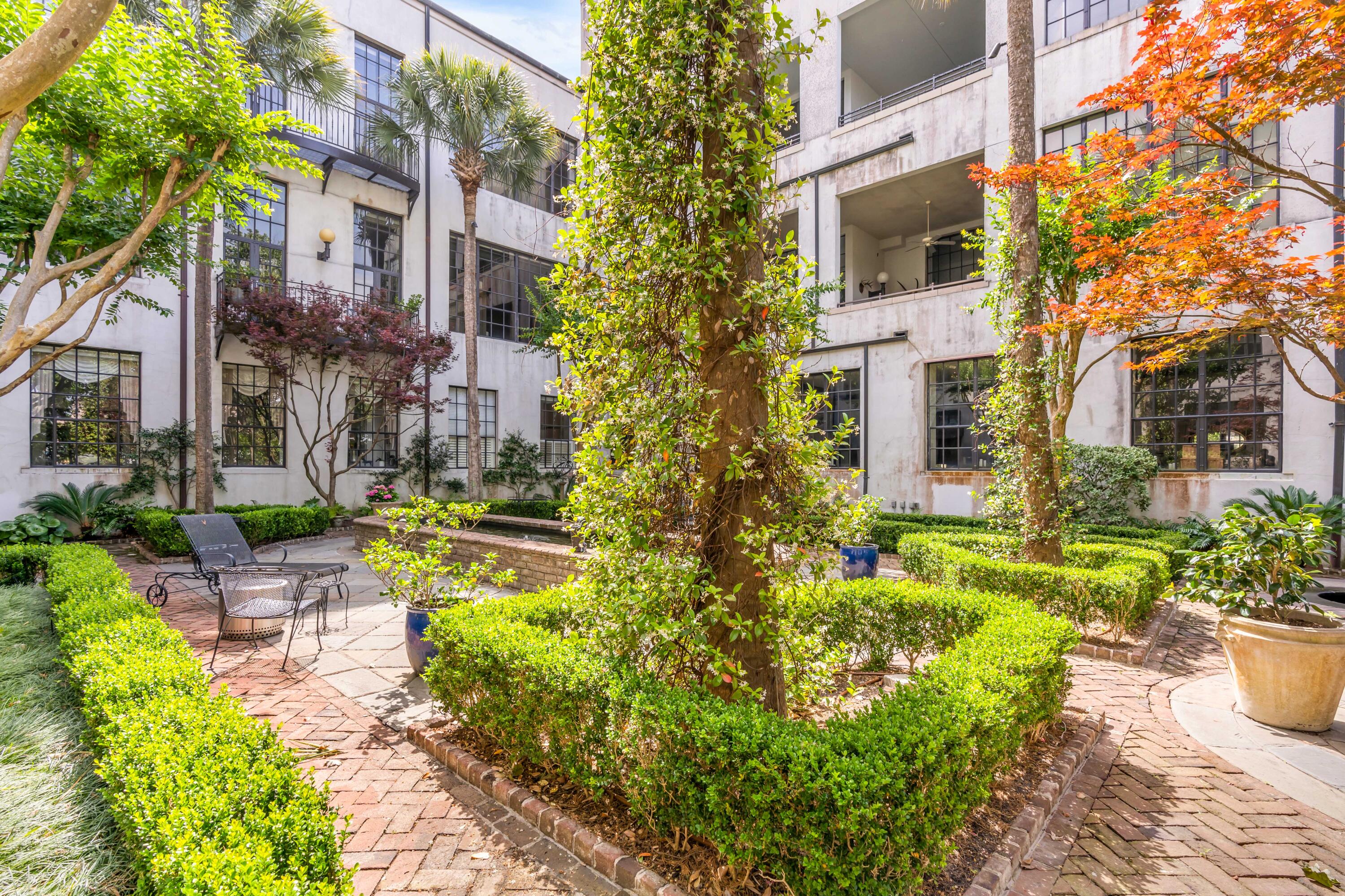 3 Chisolm Street # 207