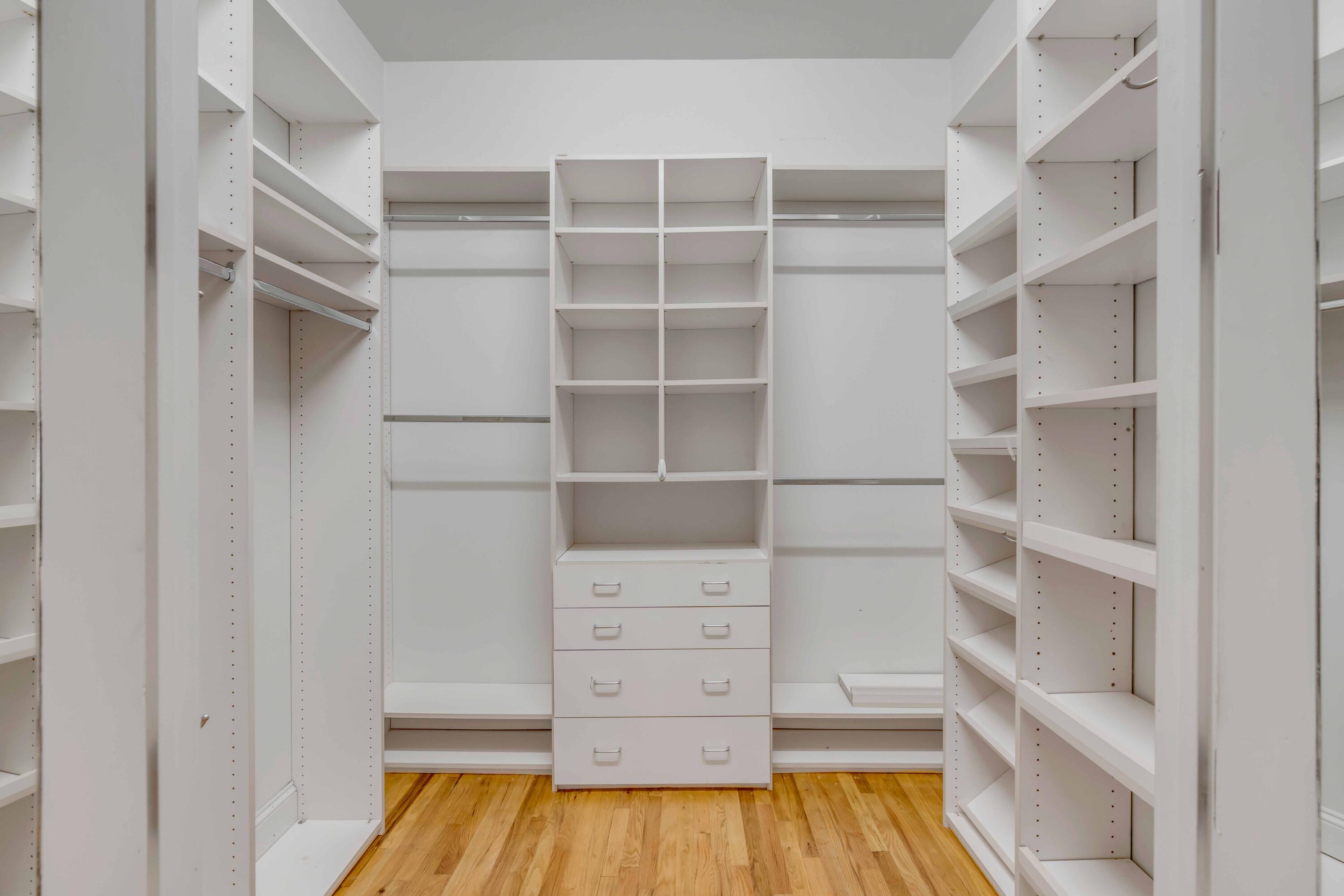 3 Chisolm Street # 207