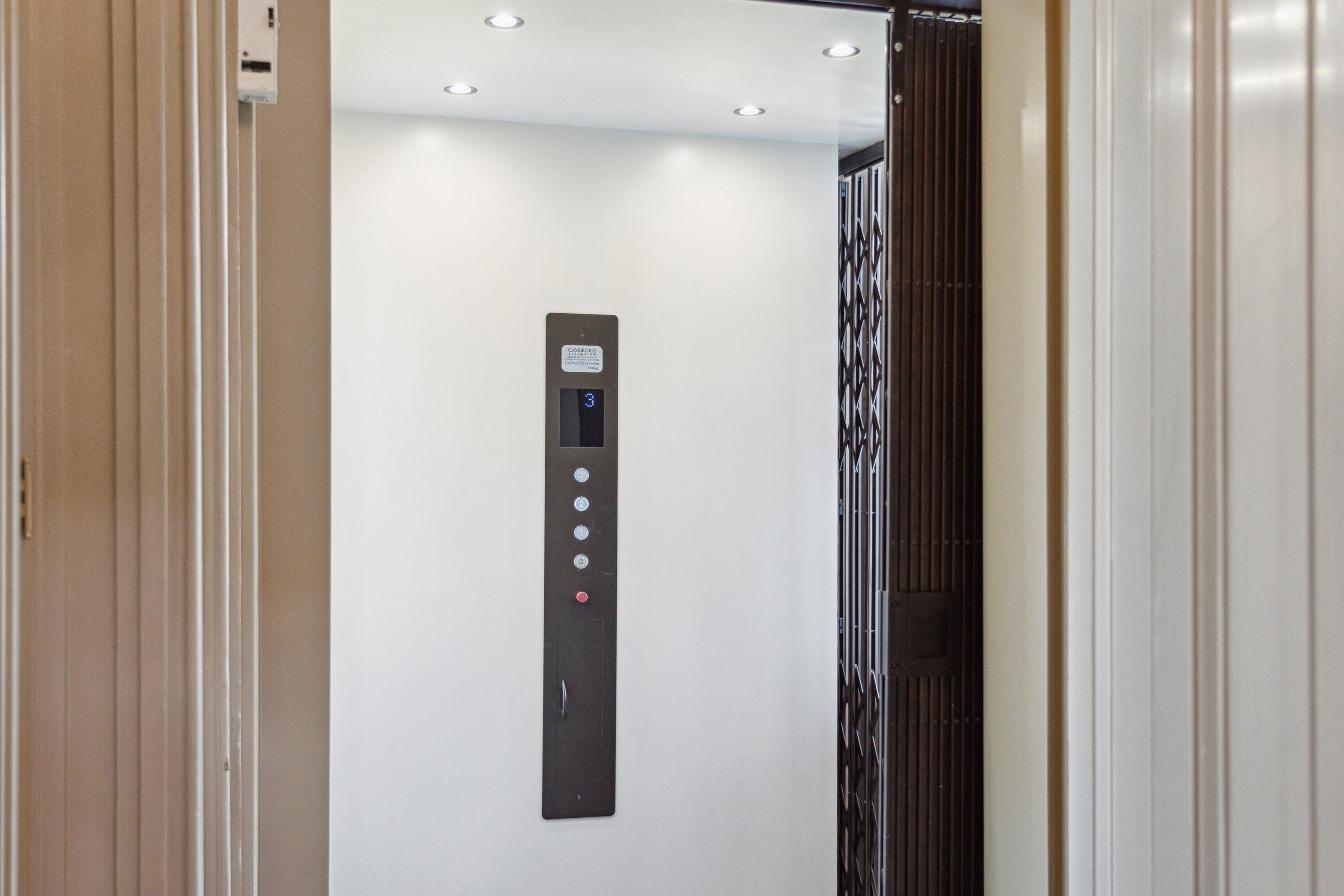 13 & 15 East Battery Street