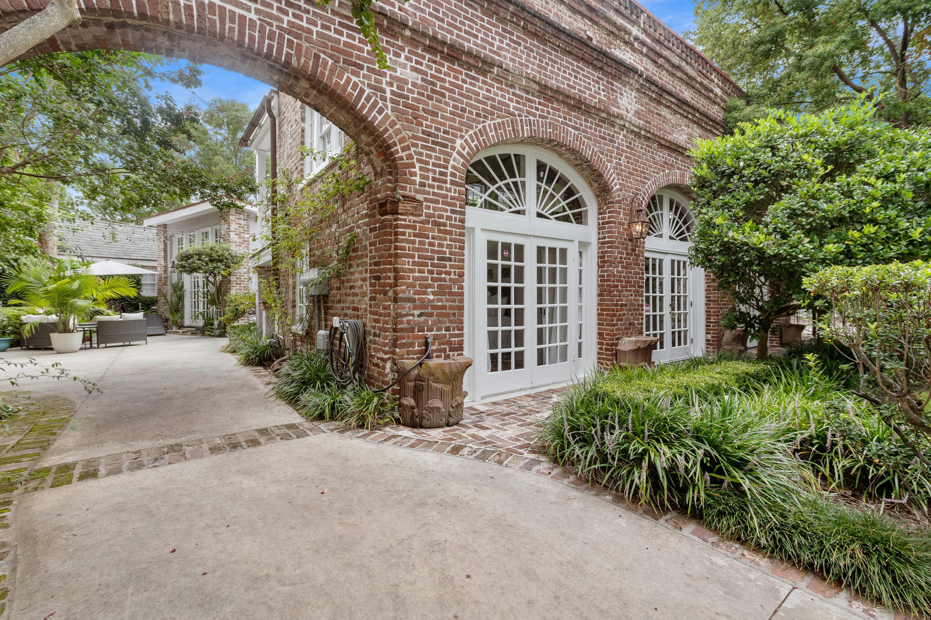 13 & 15 East Battery Street