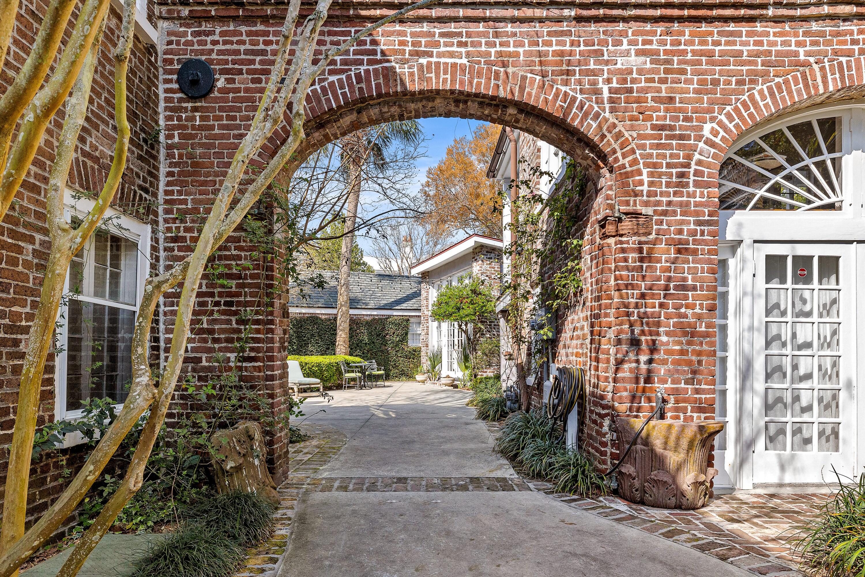 13 & 15 East Battery Street