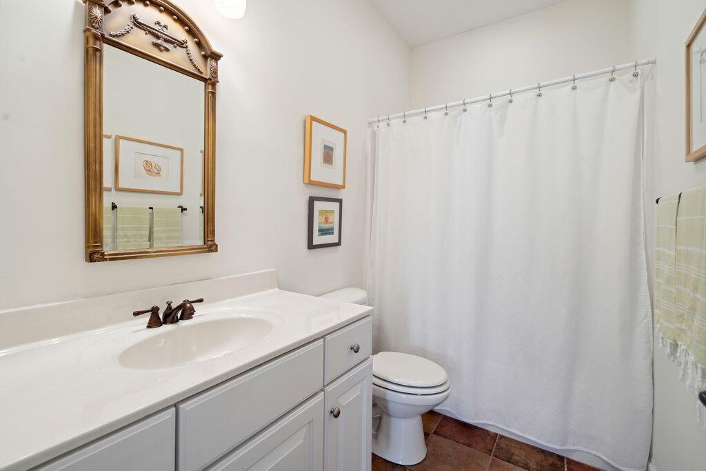 961 Cove Bay Lane # A10