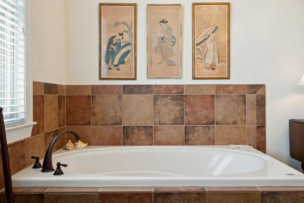 961 Cove Bay Lane # A10