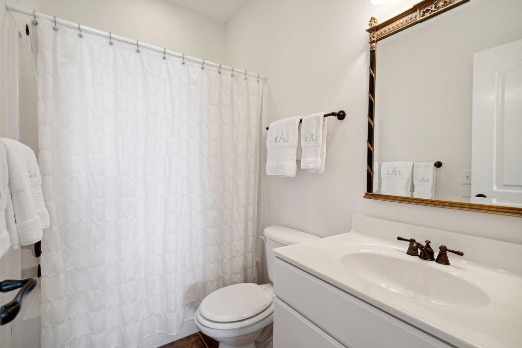 961 Cove Bay Lane # A10