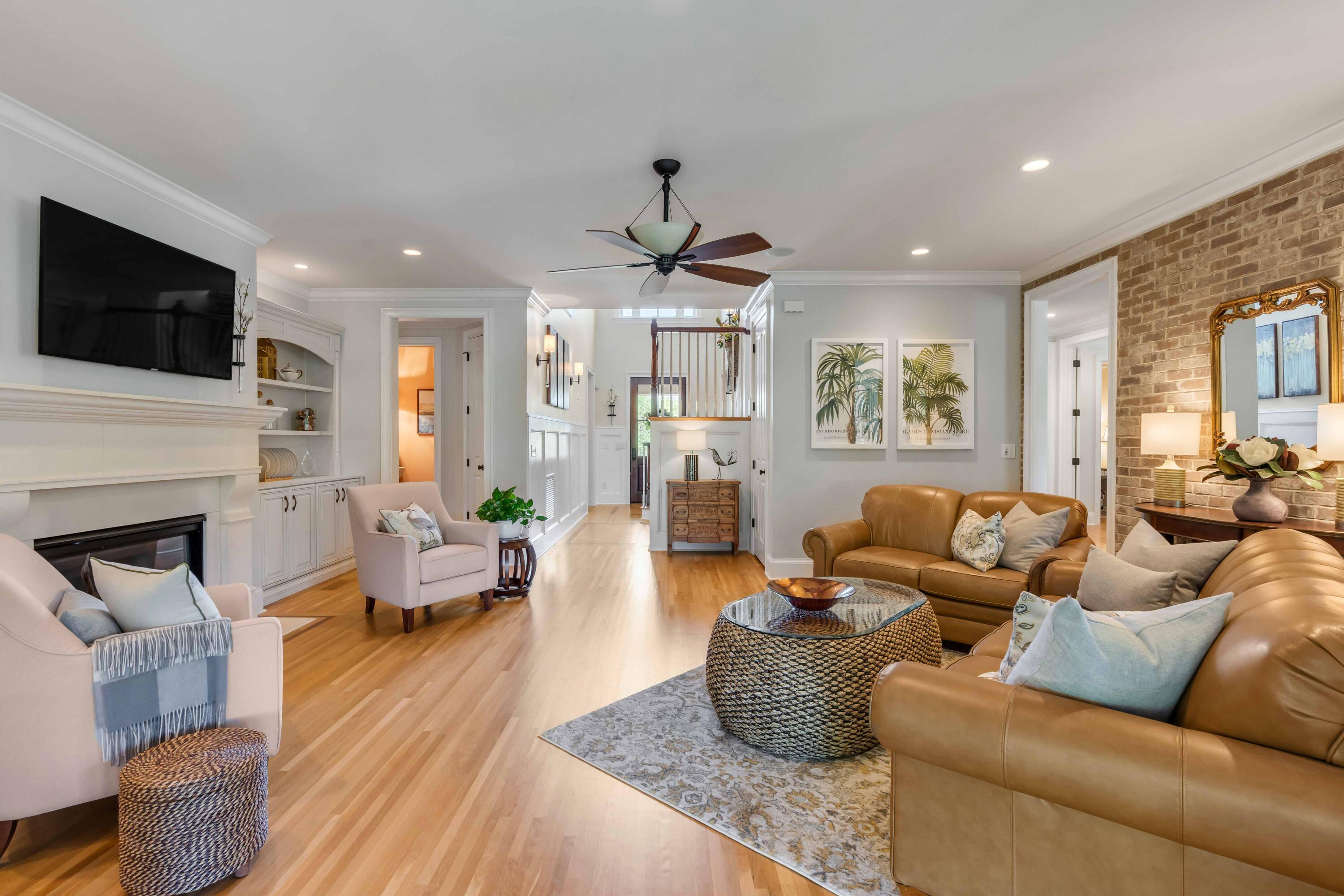 4930 Sound View Drive