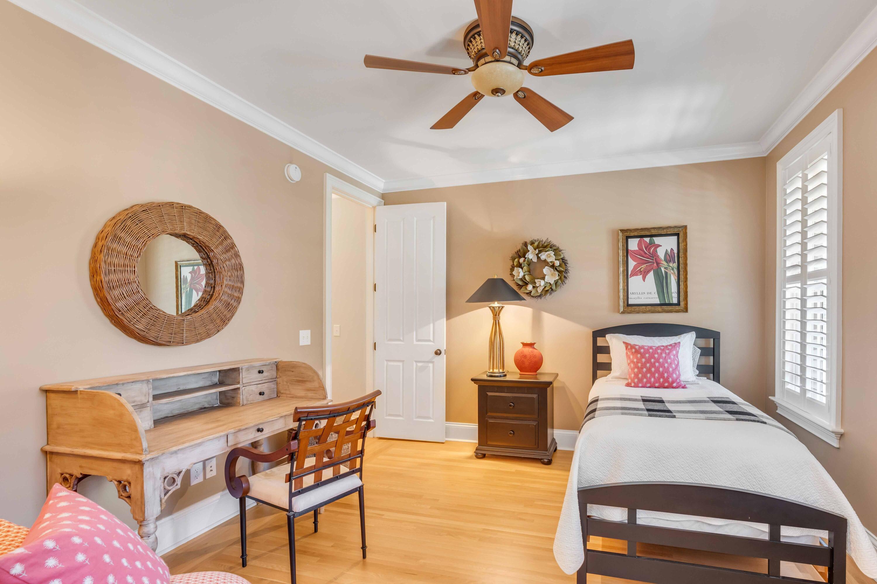 4930 Sound View Drive