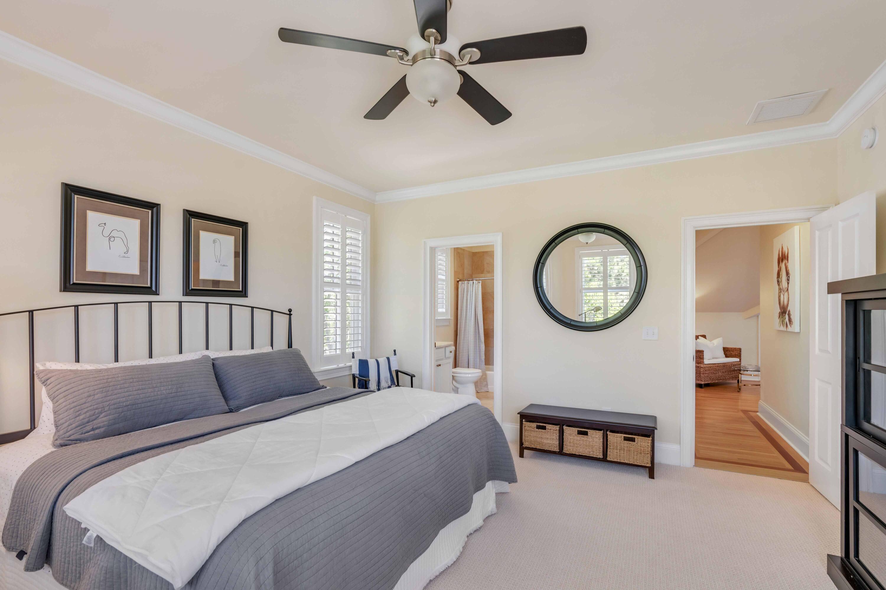 4930 Sound View Drive