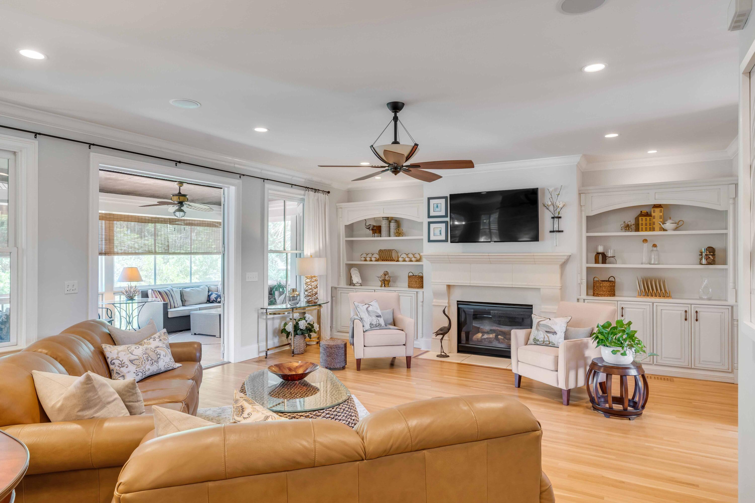 4930 Sound View Drive