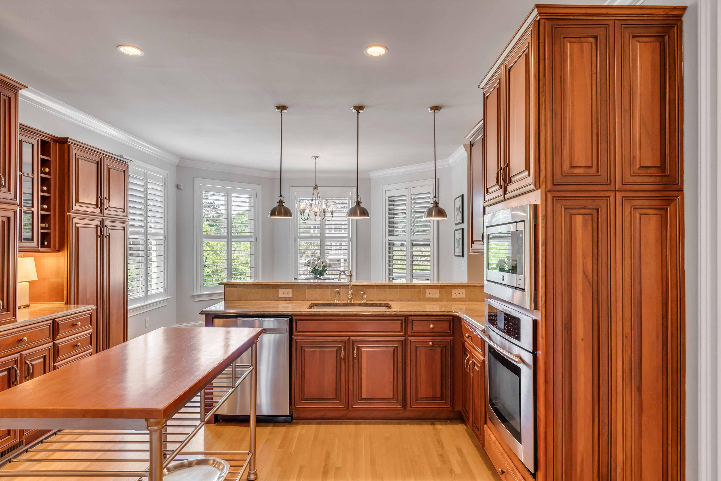 4930 Sound View Drive