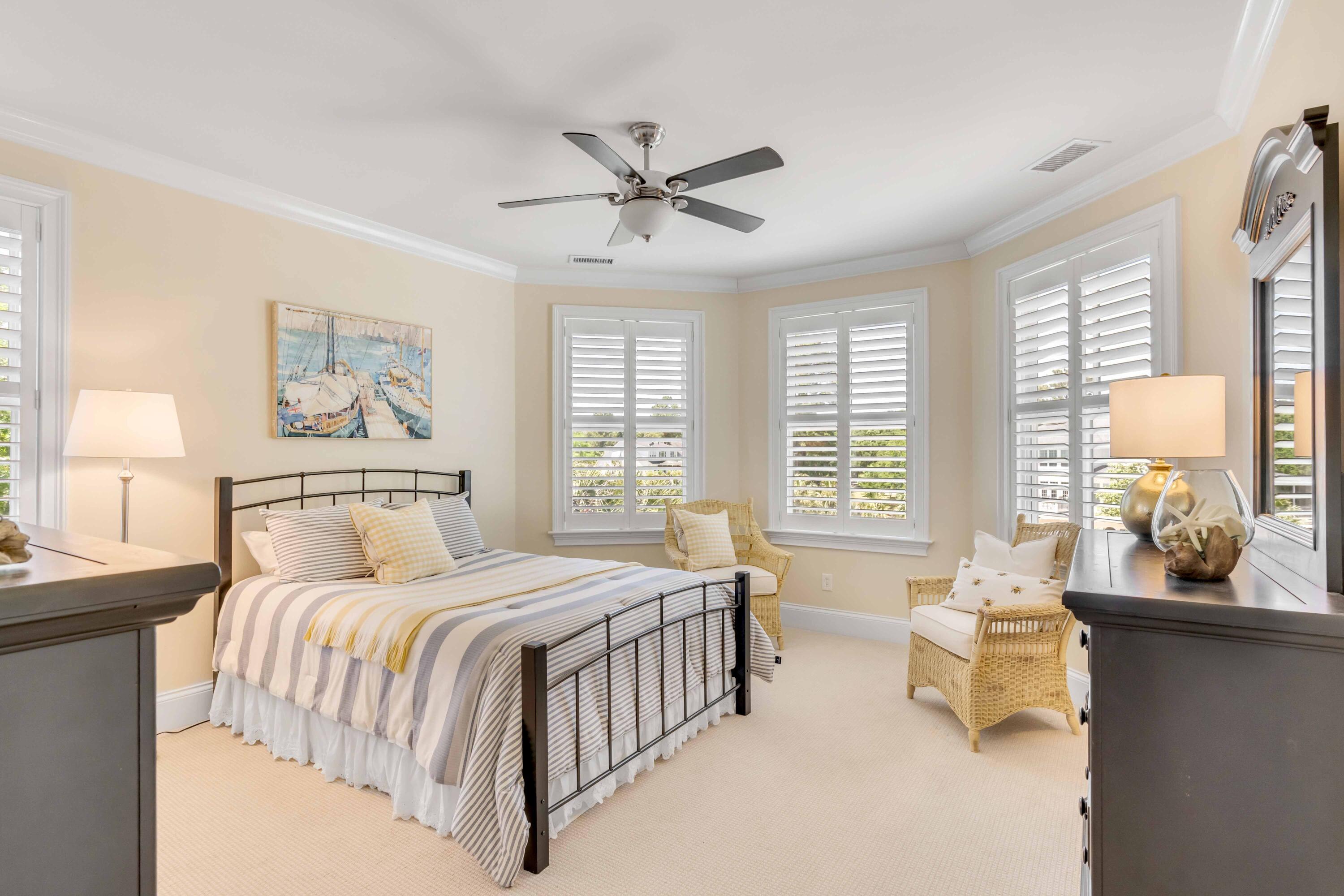 4930 Sound View Drive