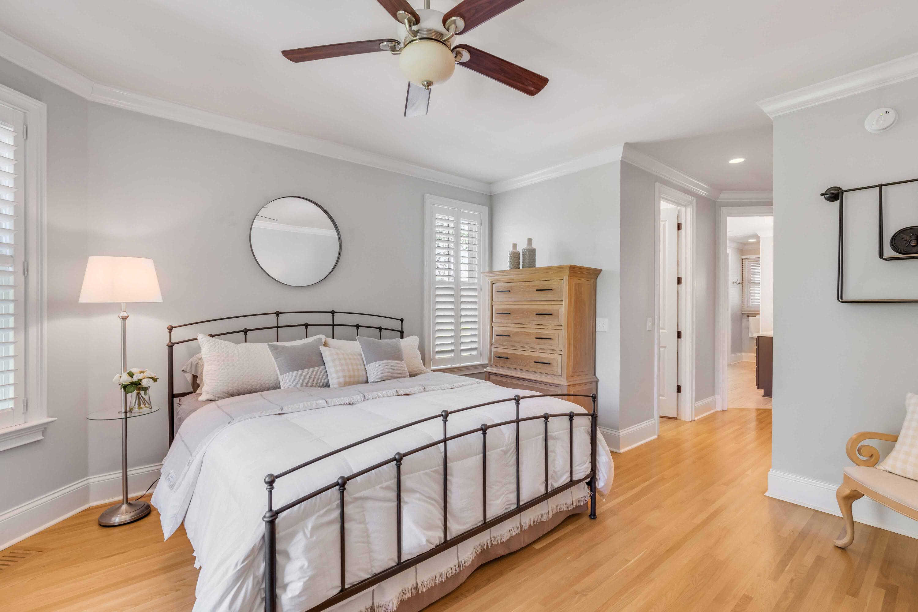 4930 Sound View Drive