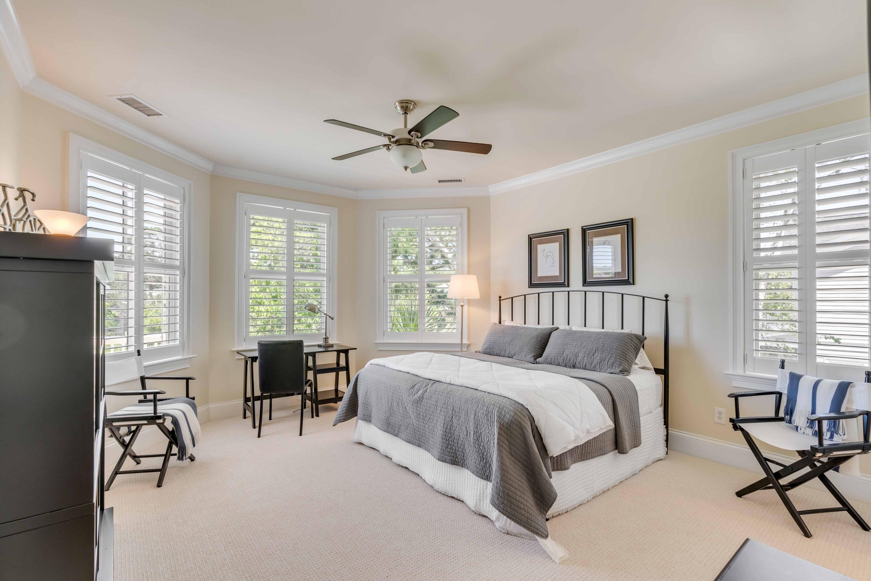 4930 Sound View Drive