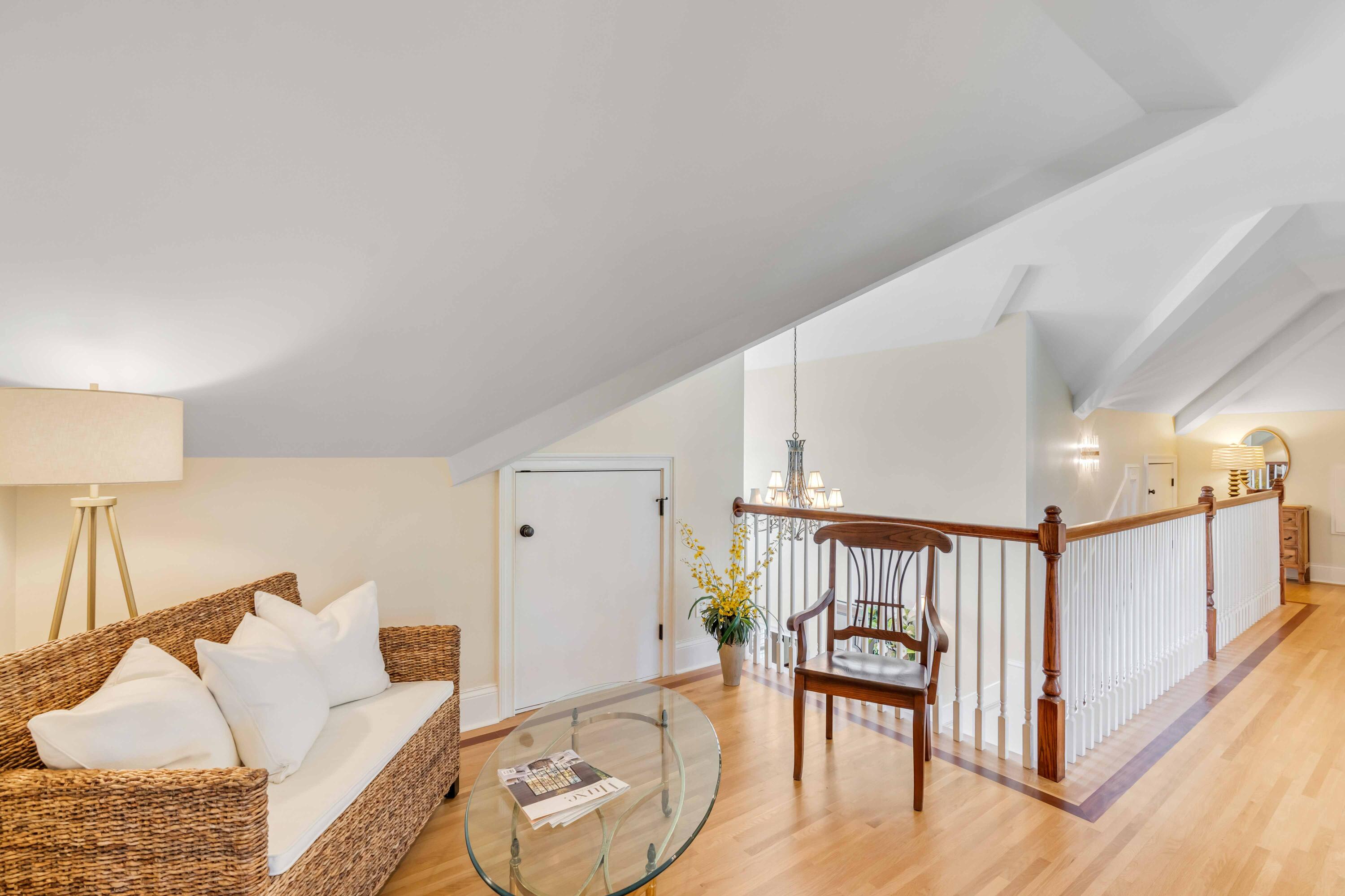 4930 Sound View Drive