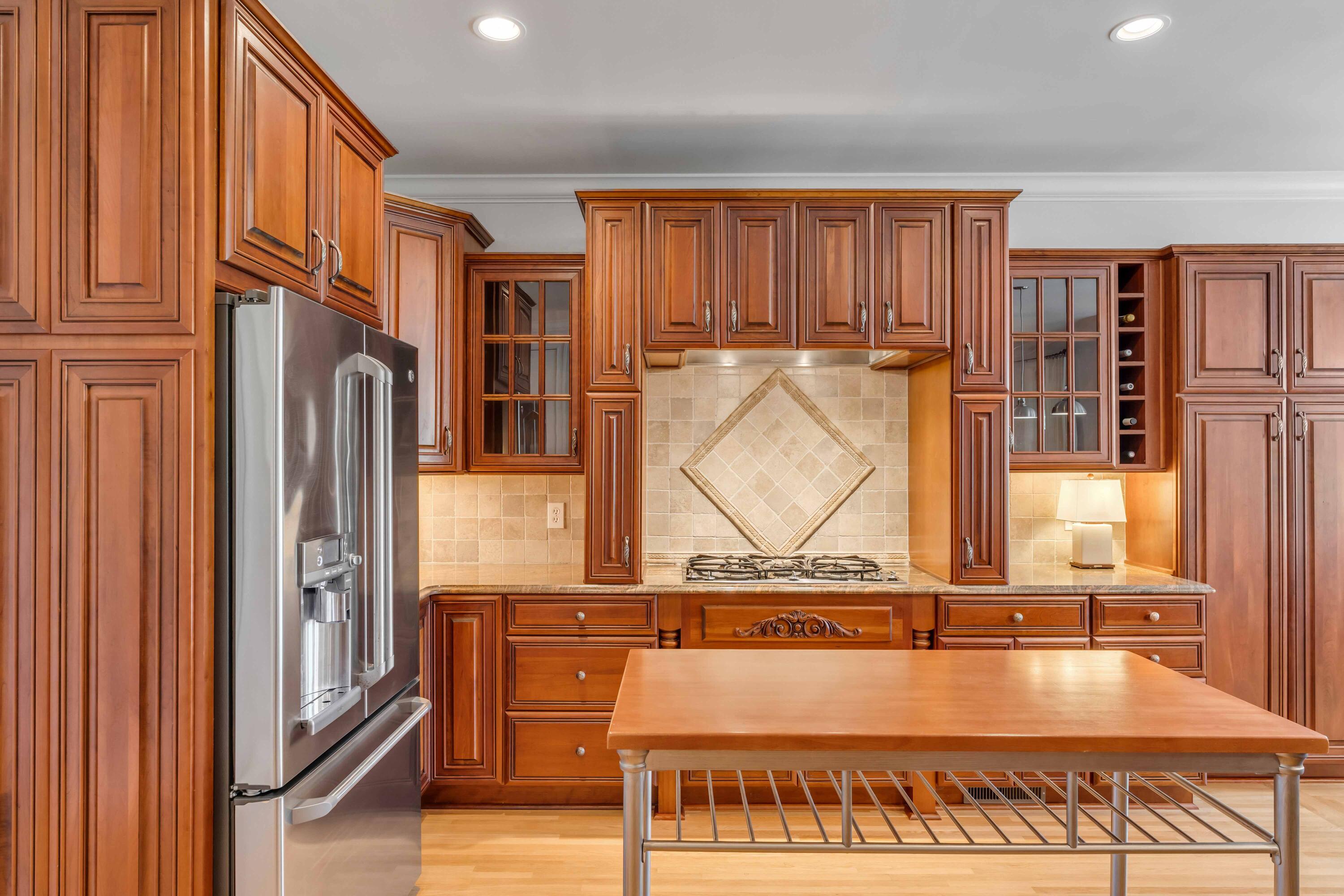 4930 Sound View Drive