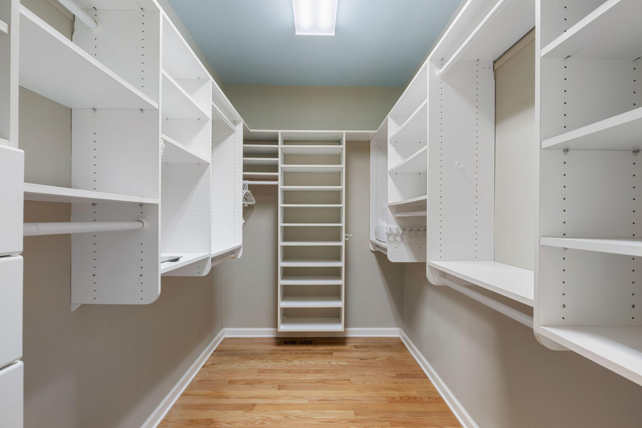 2942 Deer Point Drive