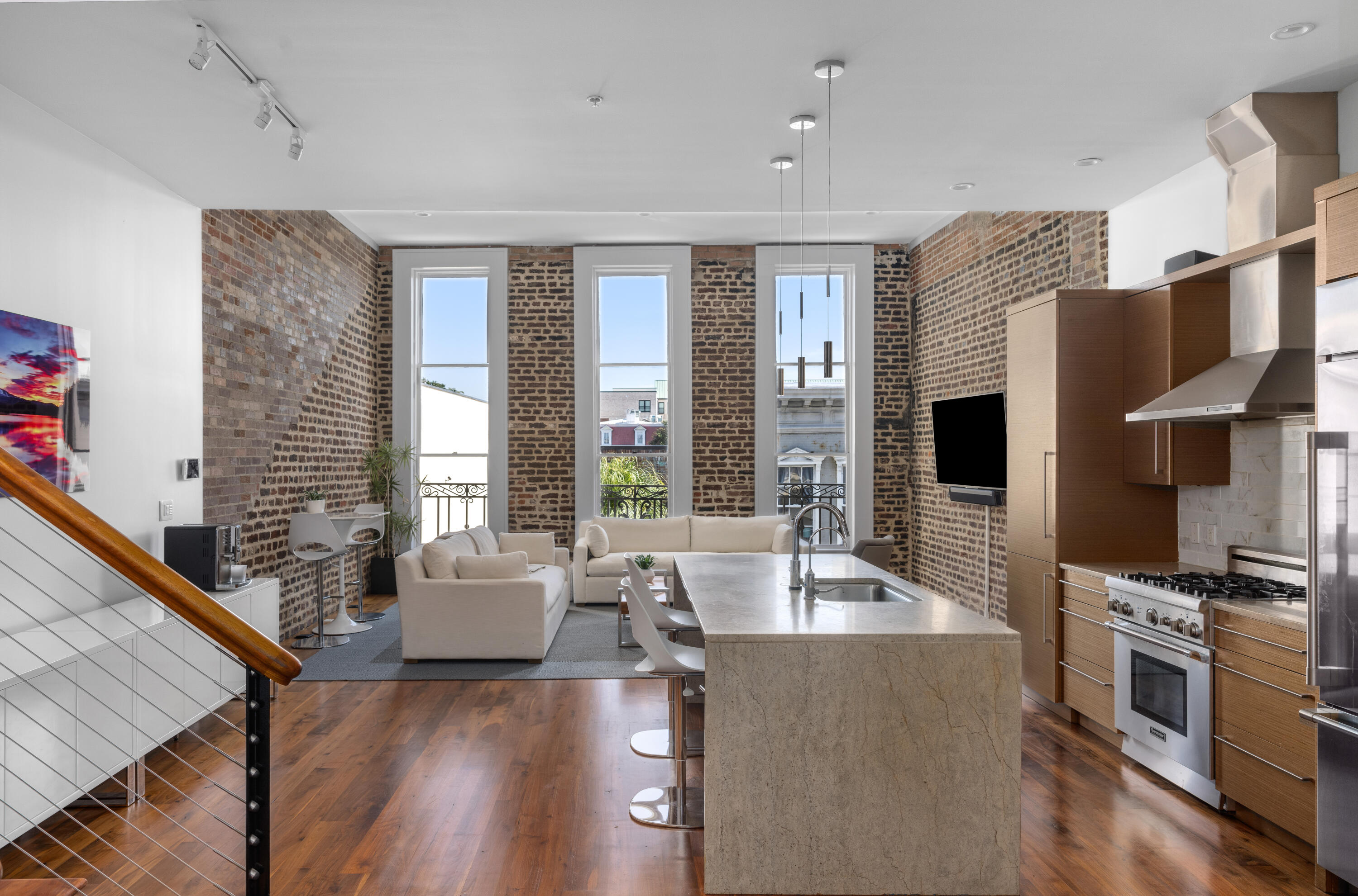 315 King Street # 203