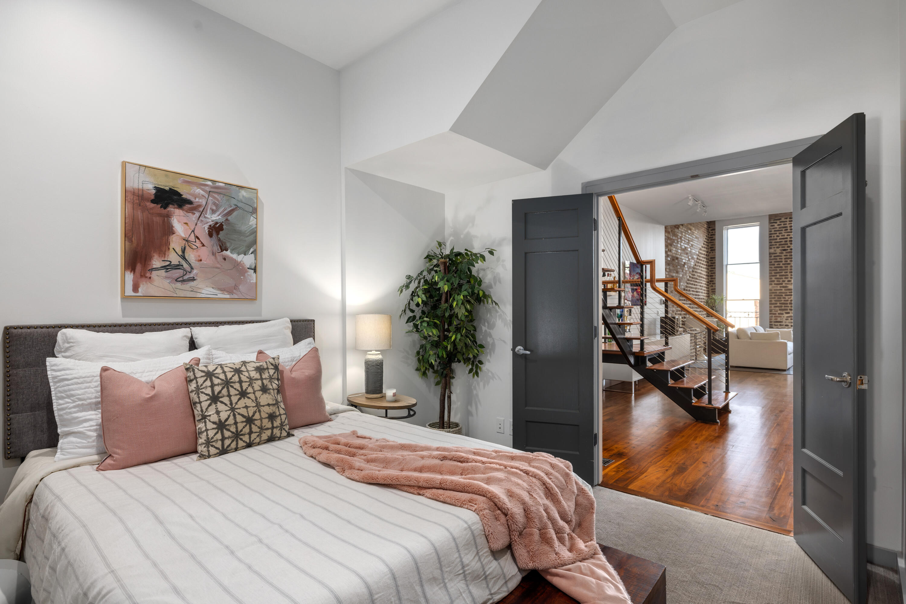 315 King Street # 203