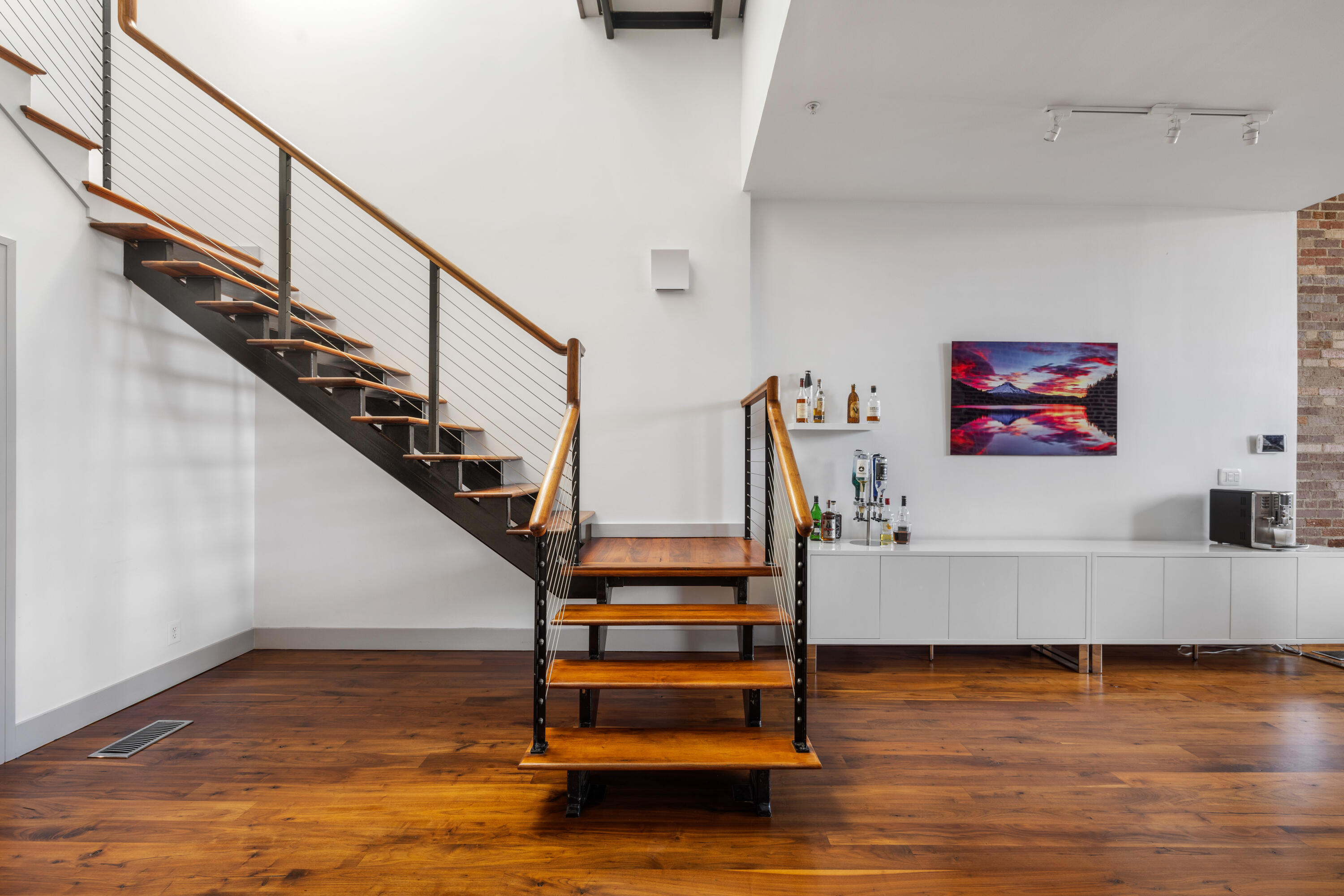 315 King Street # 203