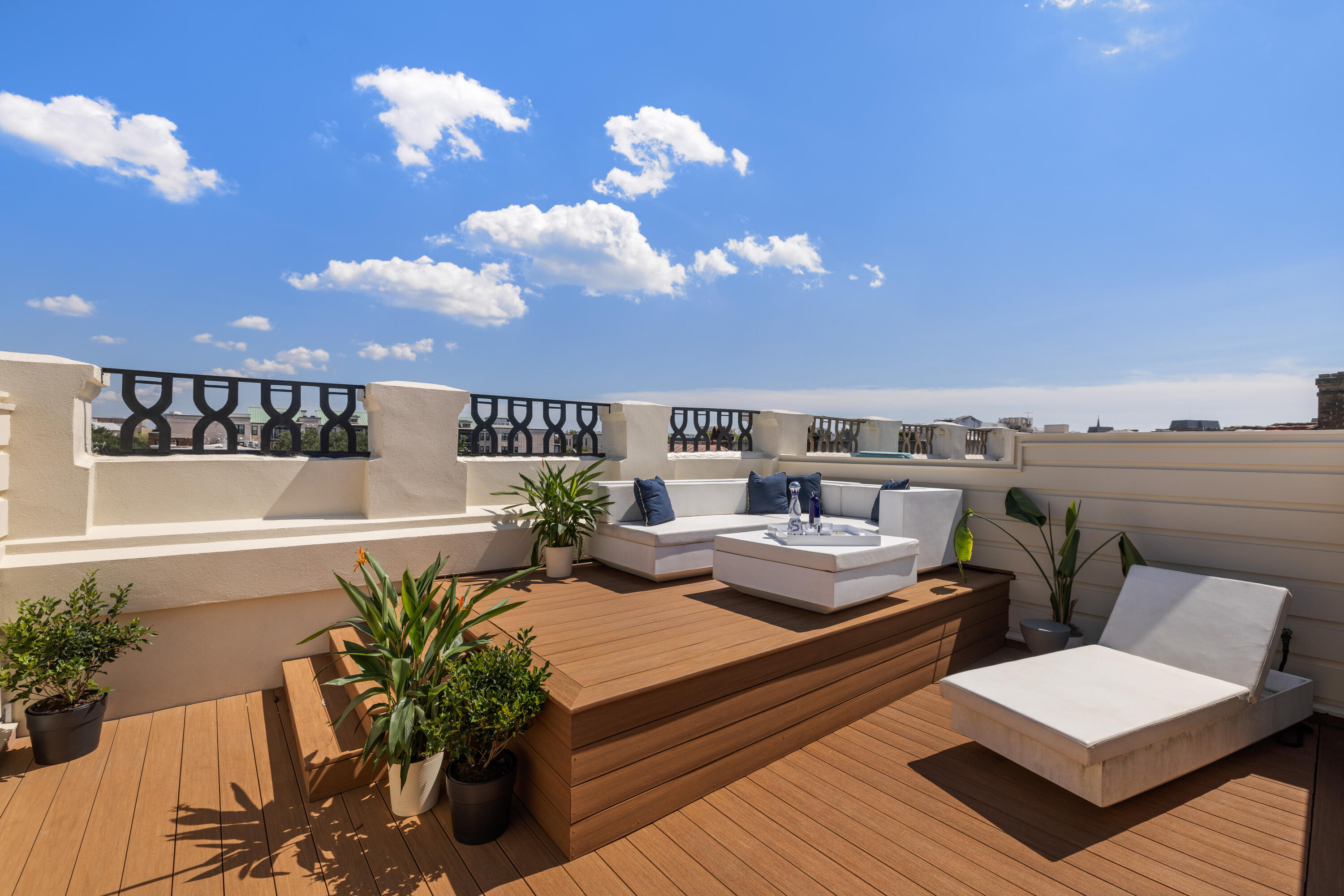 315 King Street # 203