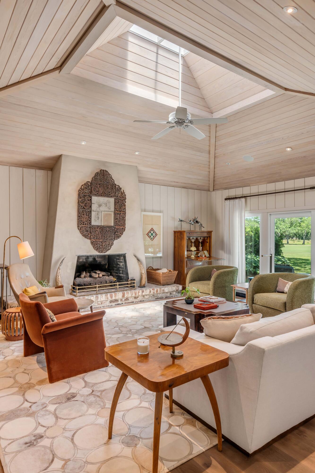 1459 Burningtree Road