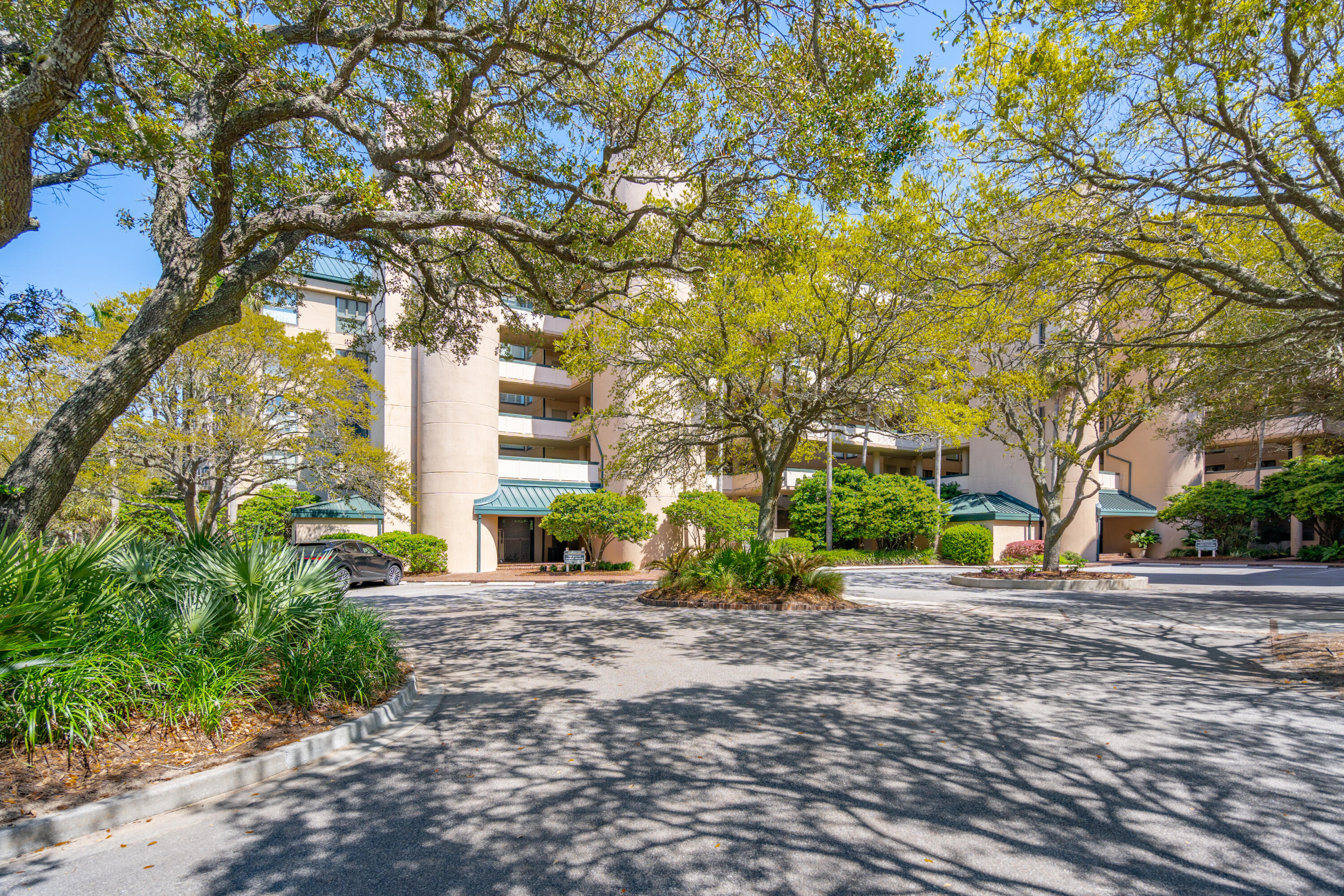 9510 Palmetto Drive # 1407