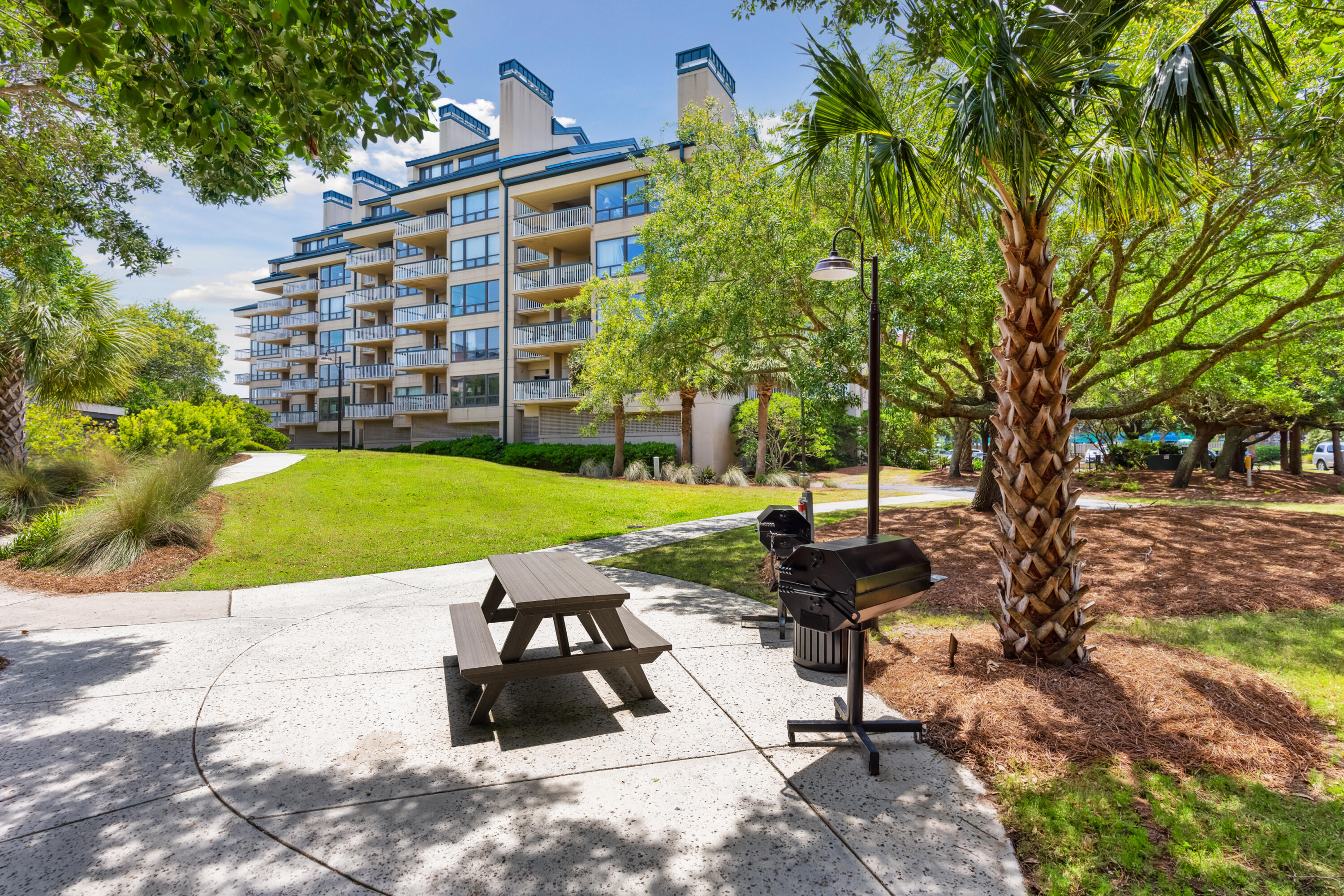 9510 Palmetto Drive # 1407